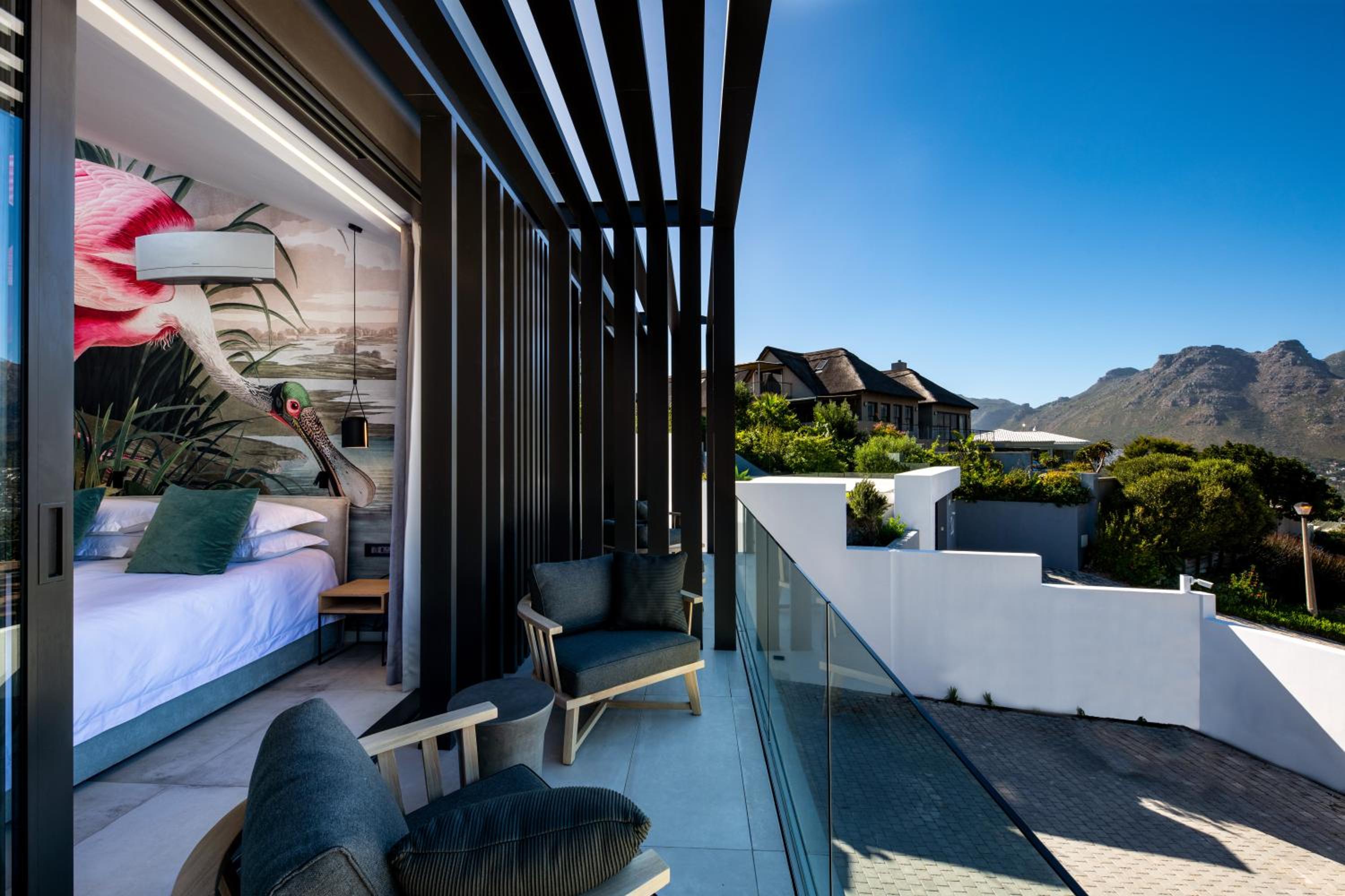 Deluxe Double Room with Balcony and Sea View photo 2