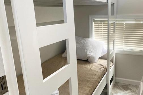 Two-Bedroom House photo 3