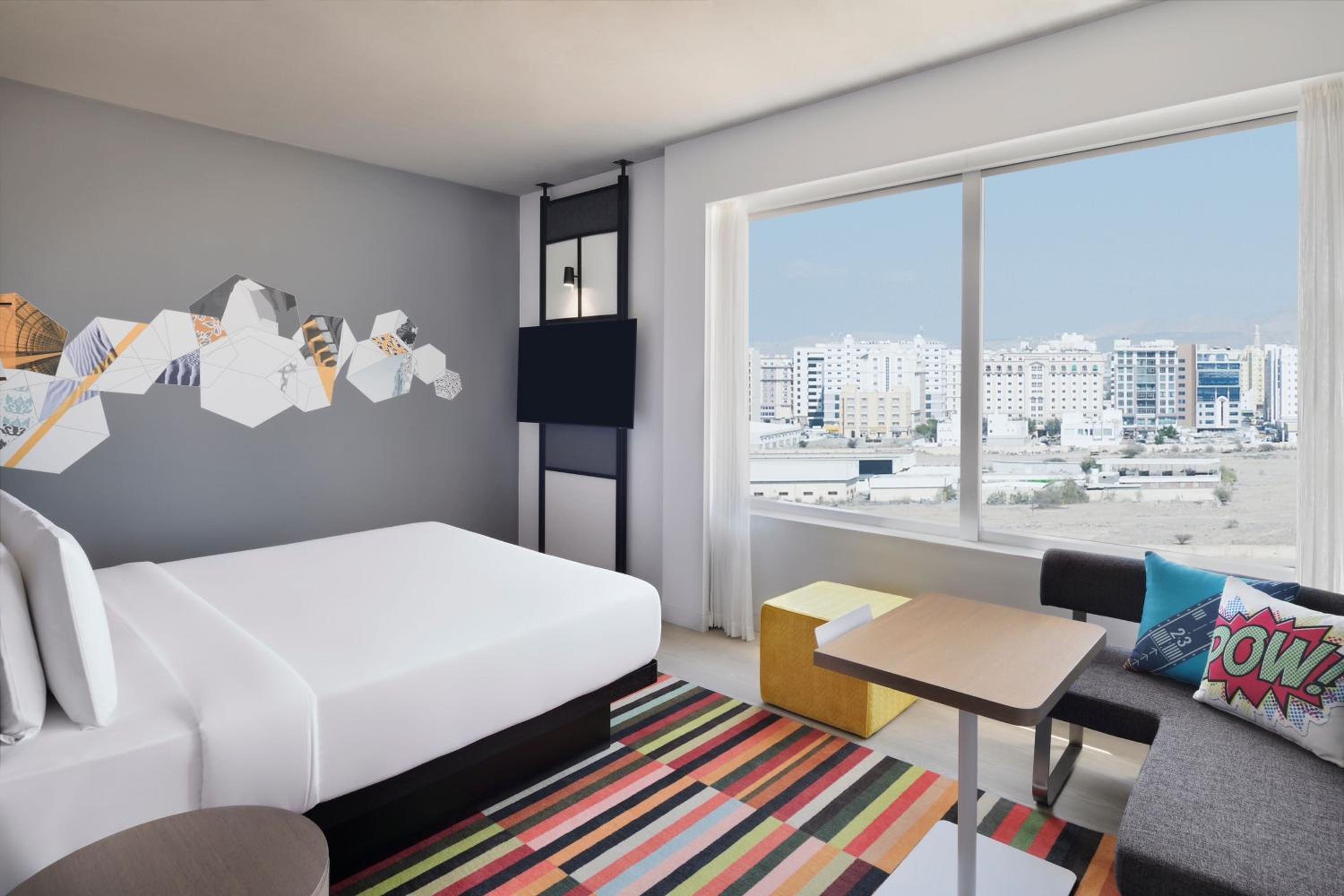 Savvy room, Guest room, 1 King,  City view, High floor, Free Shuttle Buss to OCEC & Mall of Oman - Photo 2
