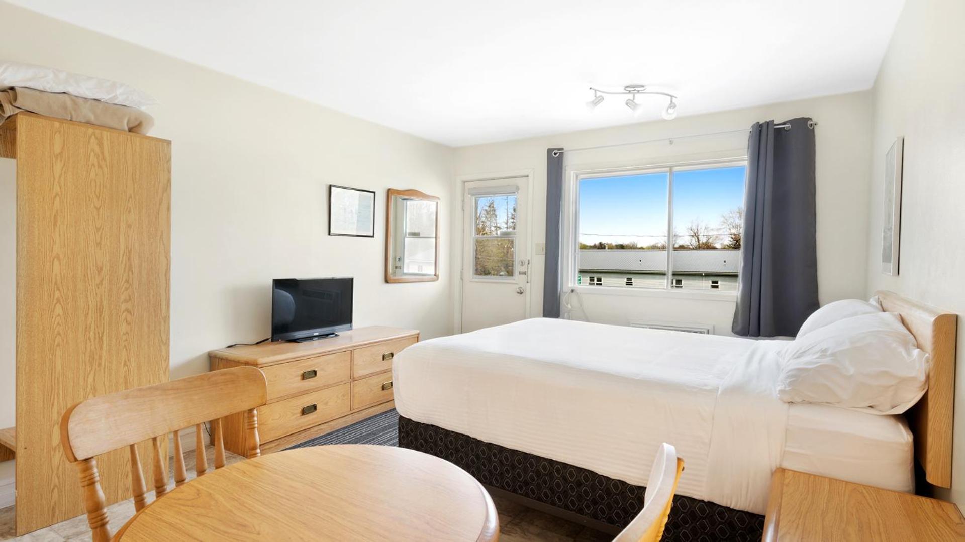 Standard Queen Room photo 1