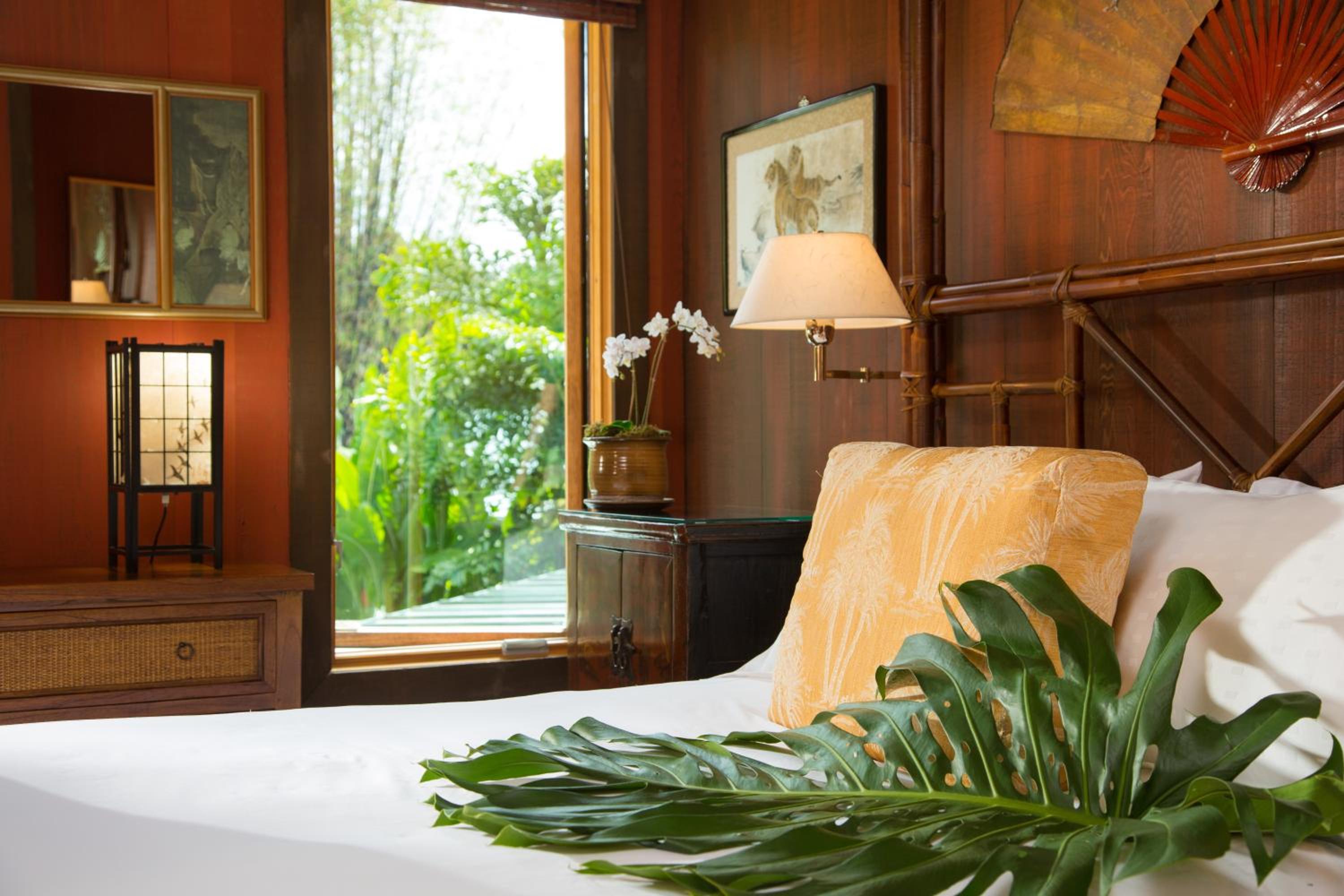 Queen Room with Balcony