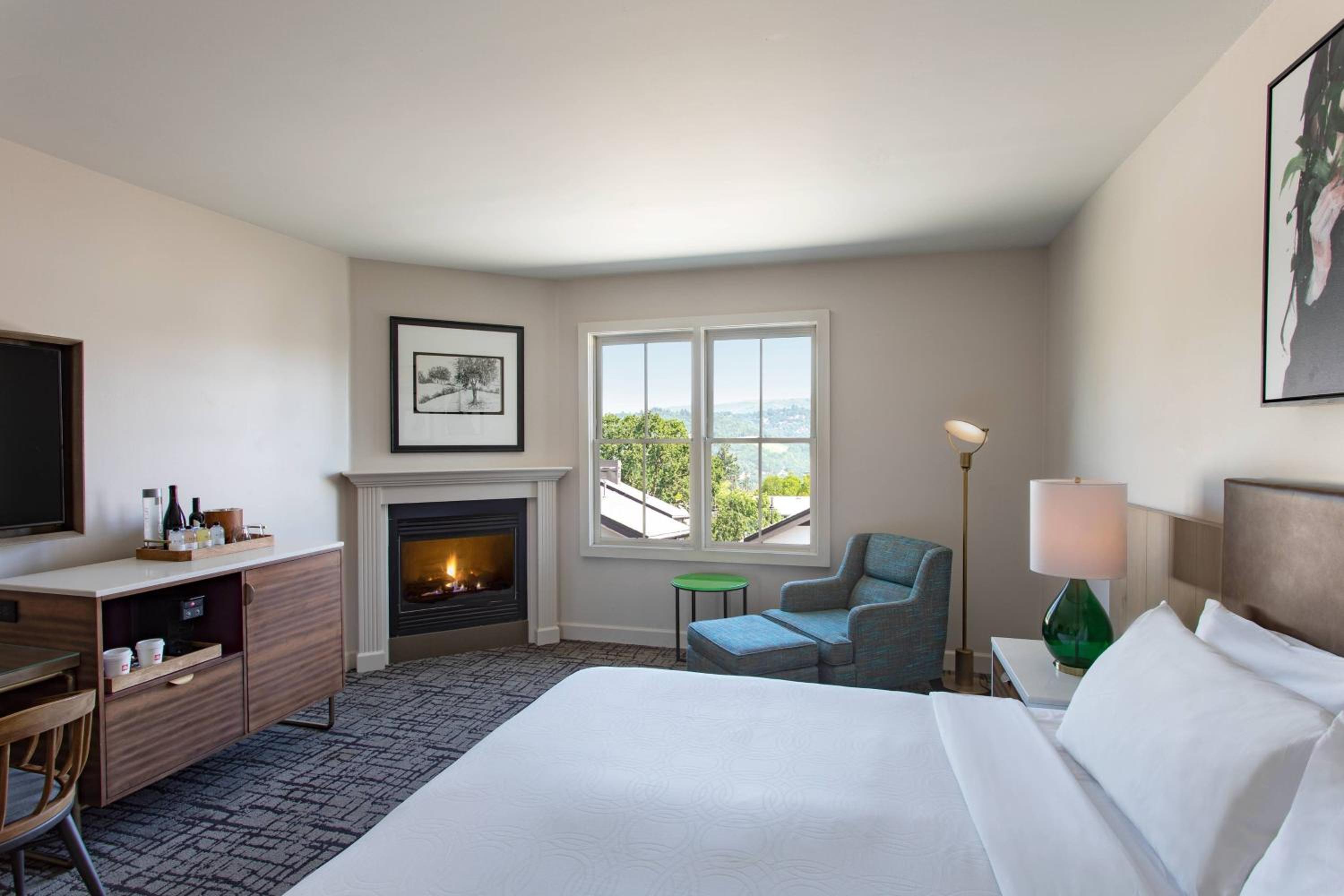 Lodge King - Photo 2