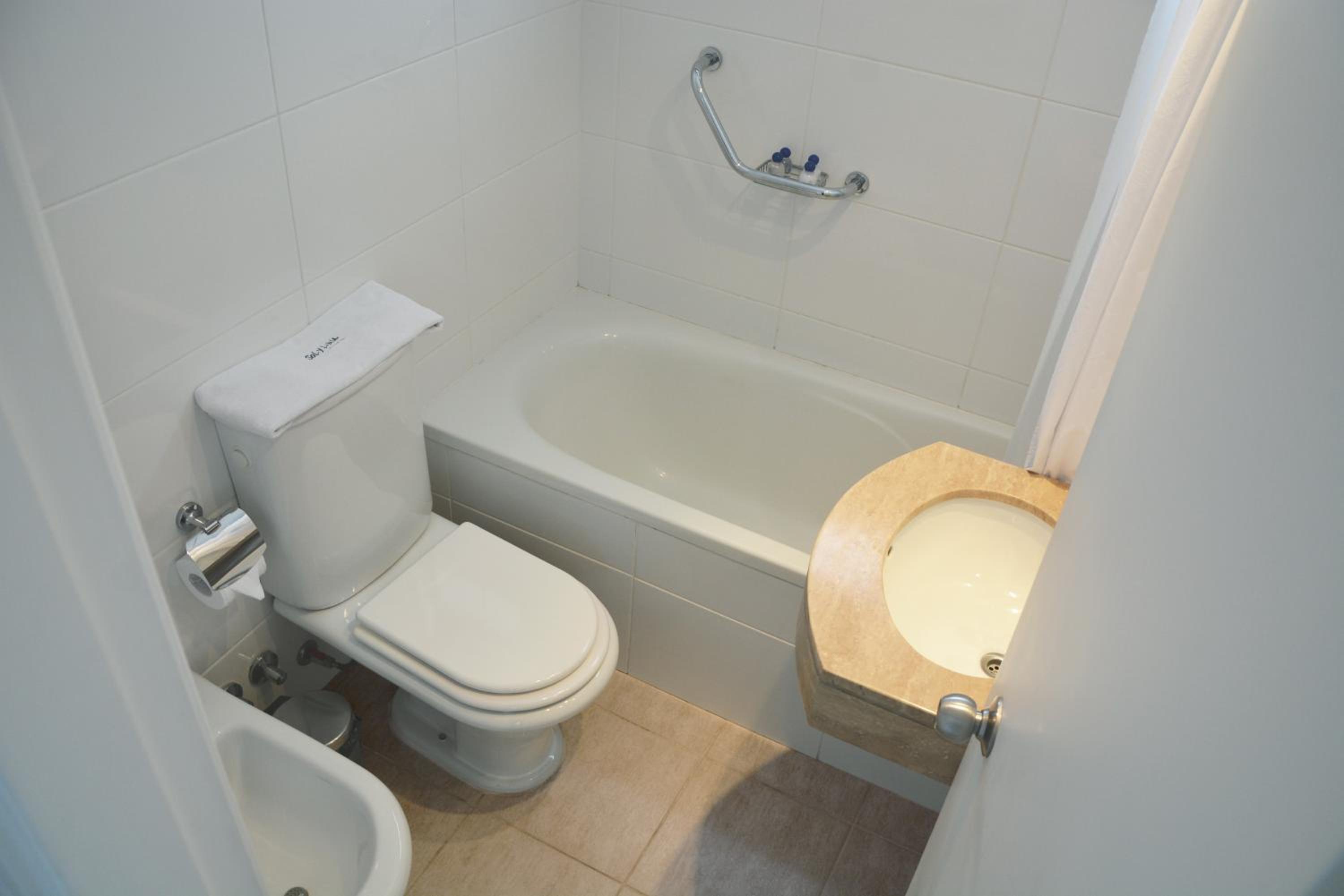 One-Bedroom Apartment with Sea View photo 3
