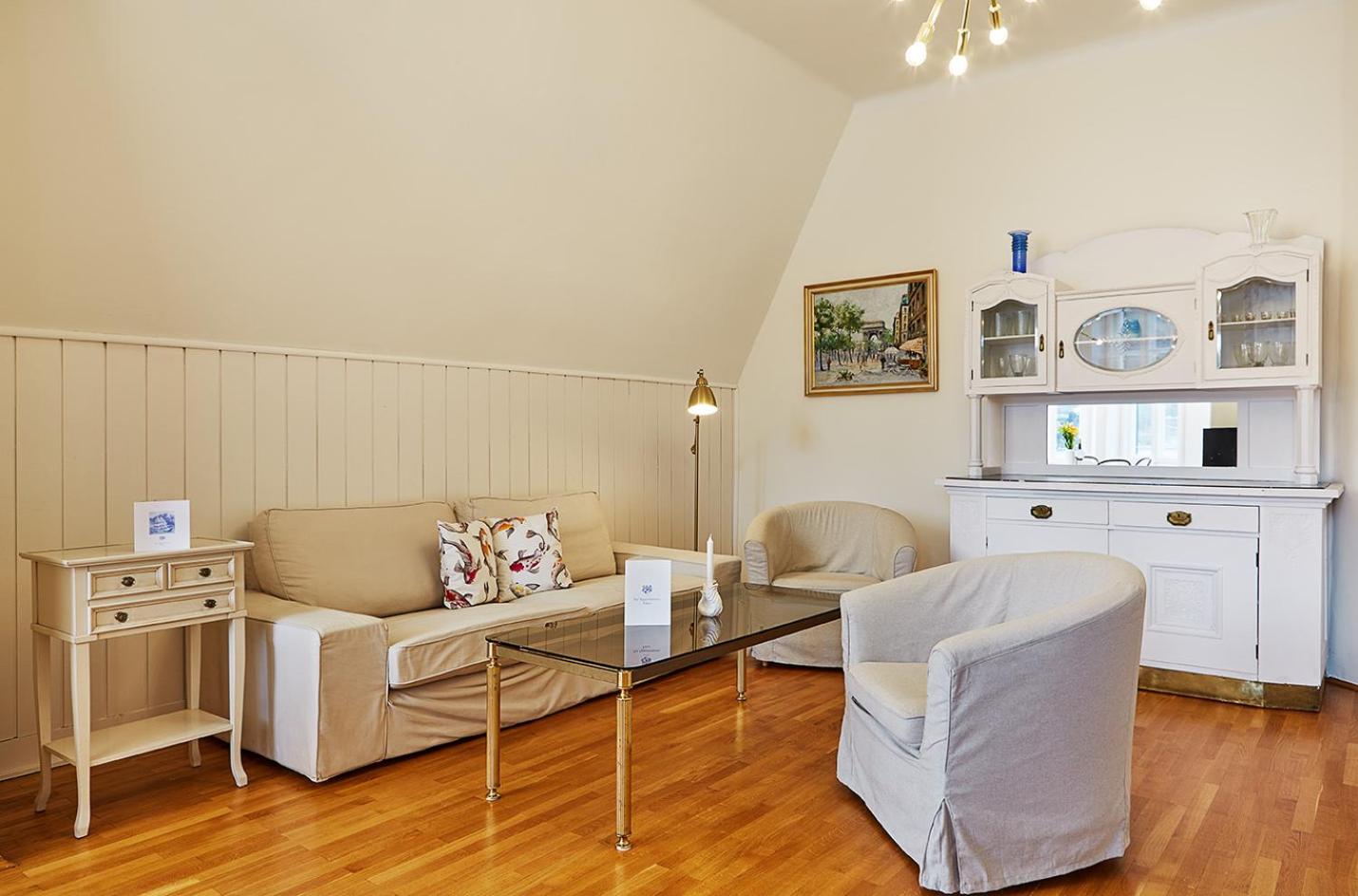 Apartment with Lake View photo 3