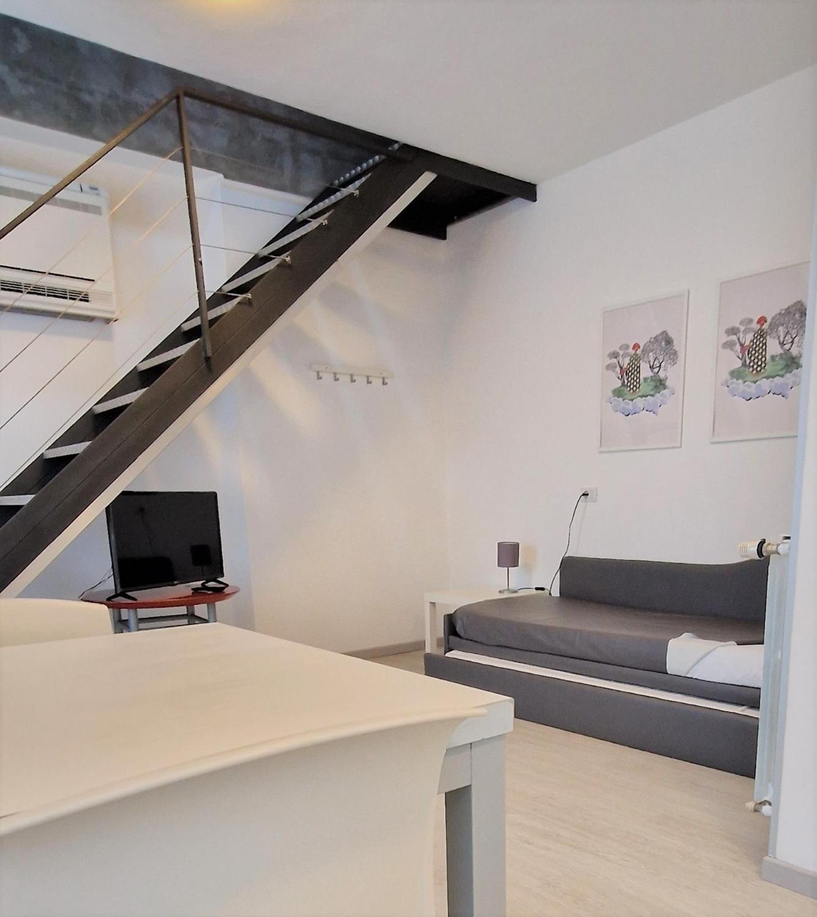 Standard One-Bedroom Apartment (2 Adults) photo 1