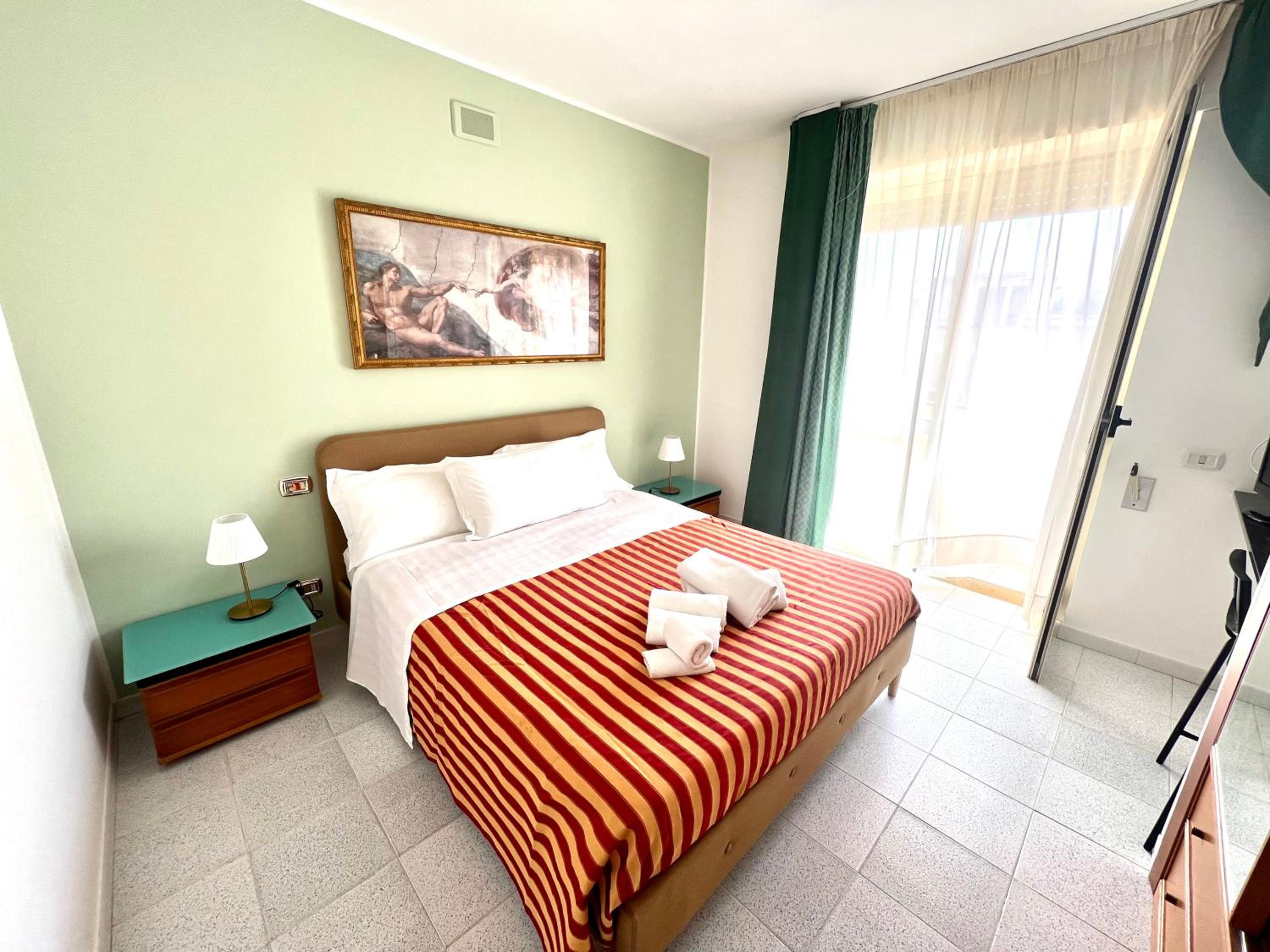 Junior Suite with Terrace - Photo 2