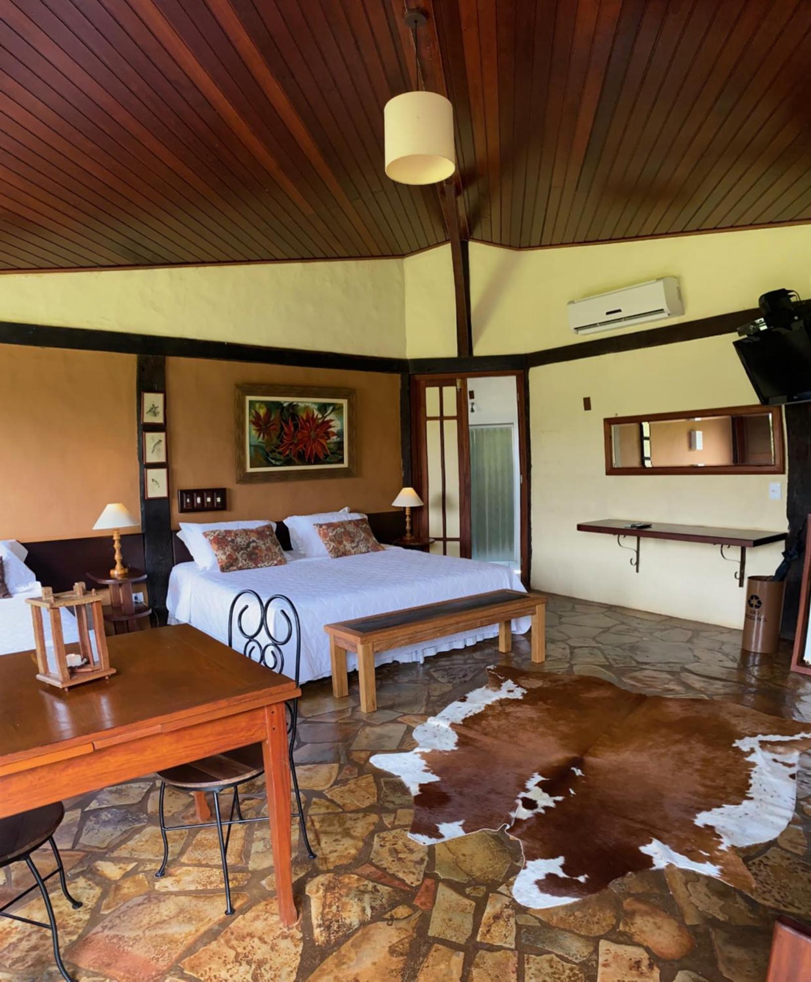 King Suite with Balcony photo 3