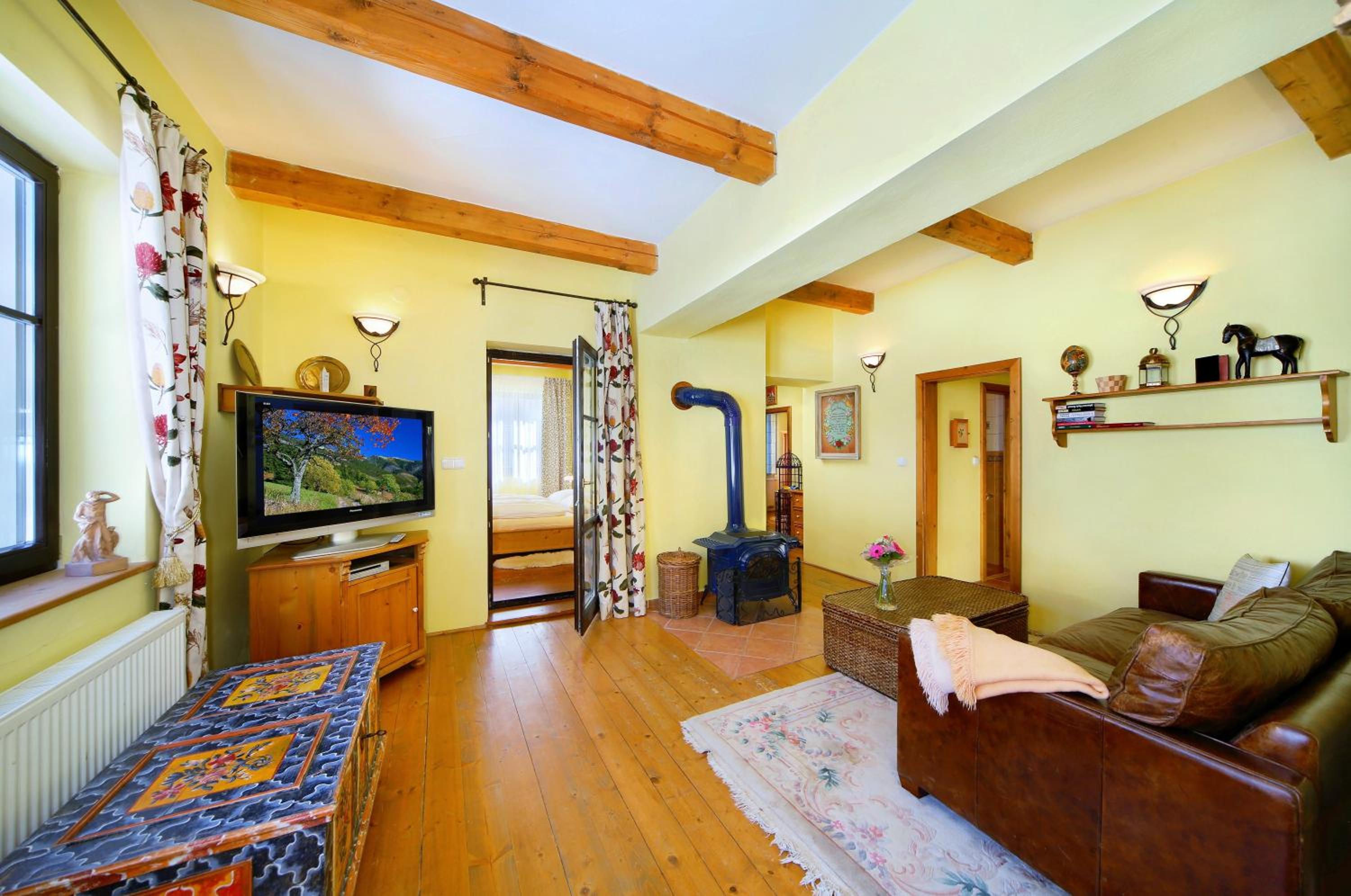 Three-Bedroom Apartment photo 1