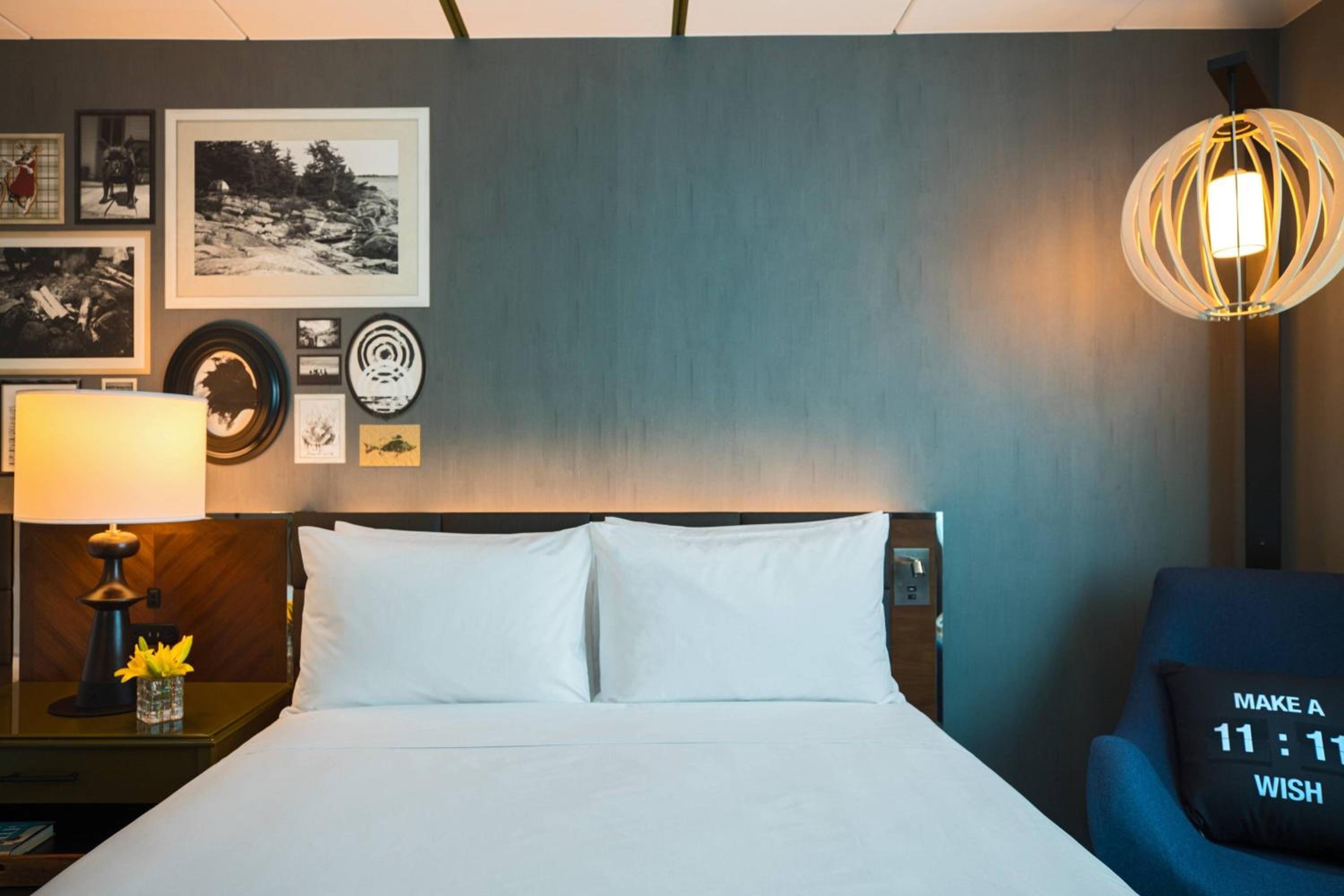 Queen Room - Photo 8