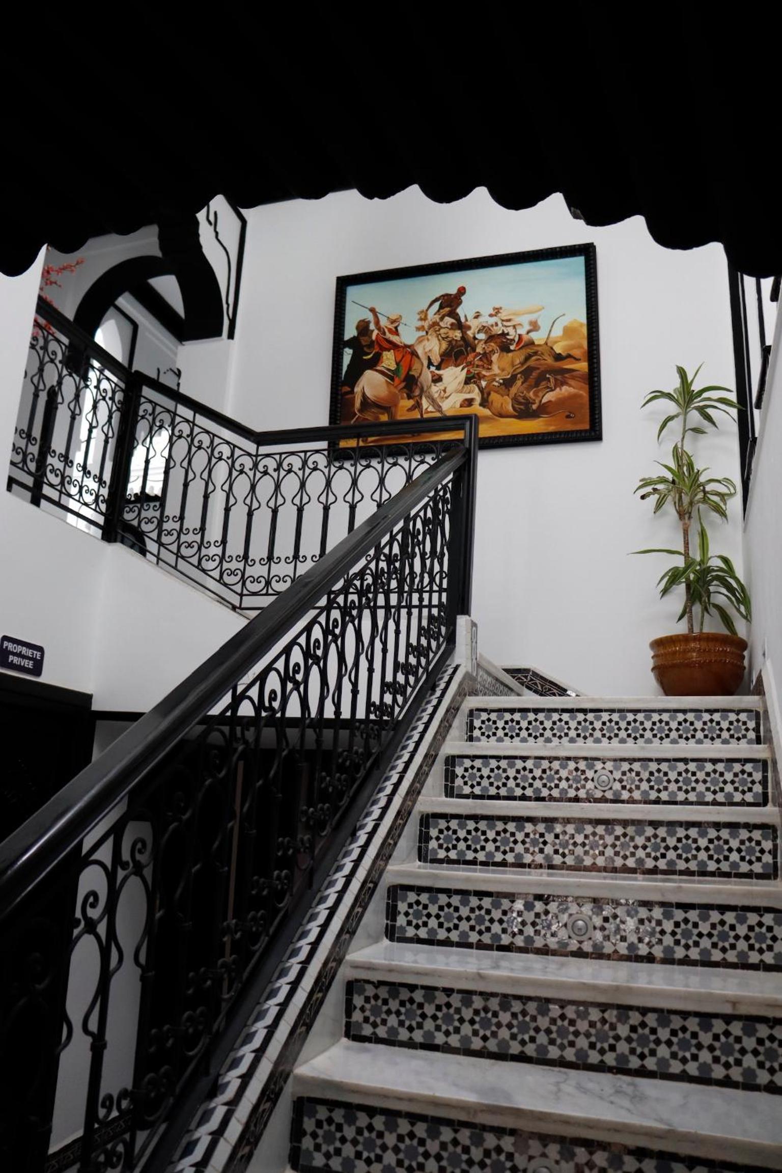 Double or Twin Room with Balcony - Photo 22