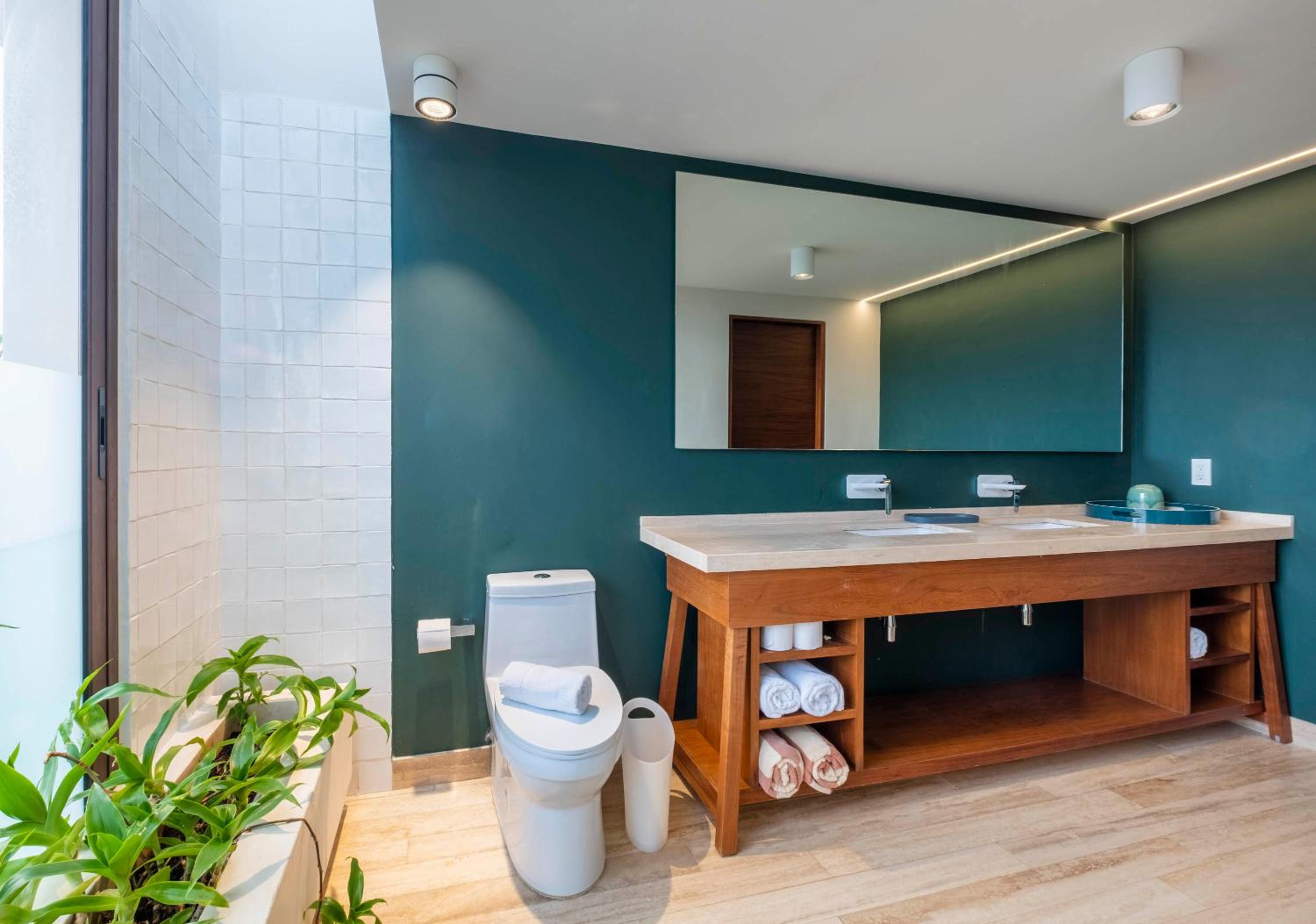 Three-Bedroom Apartment - Photo 16