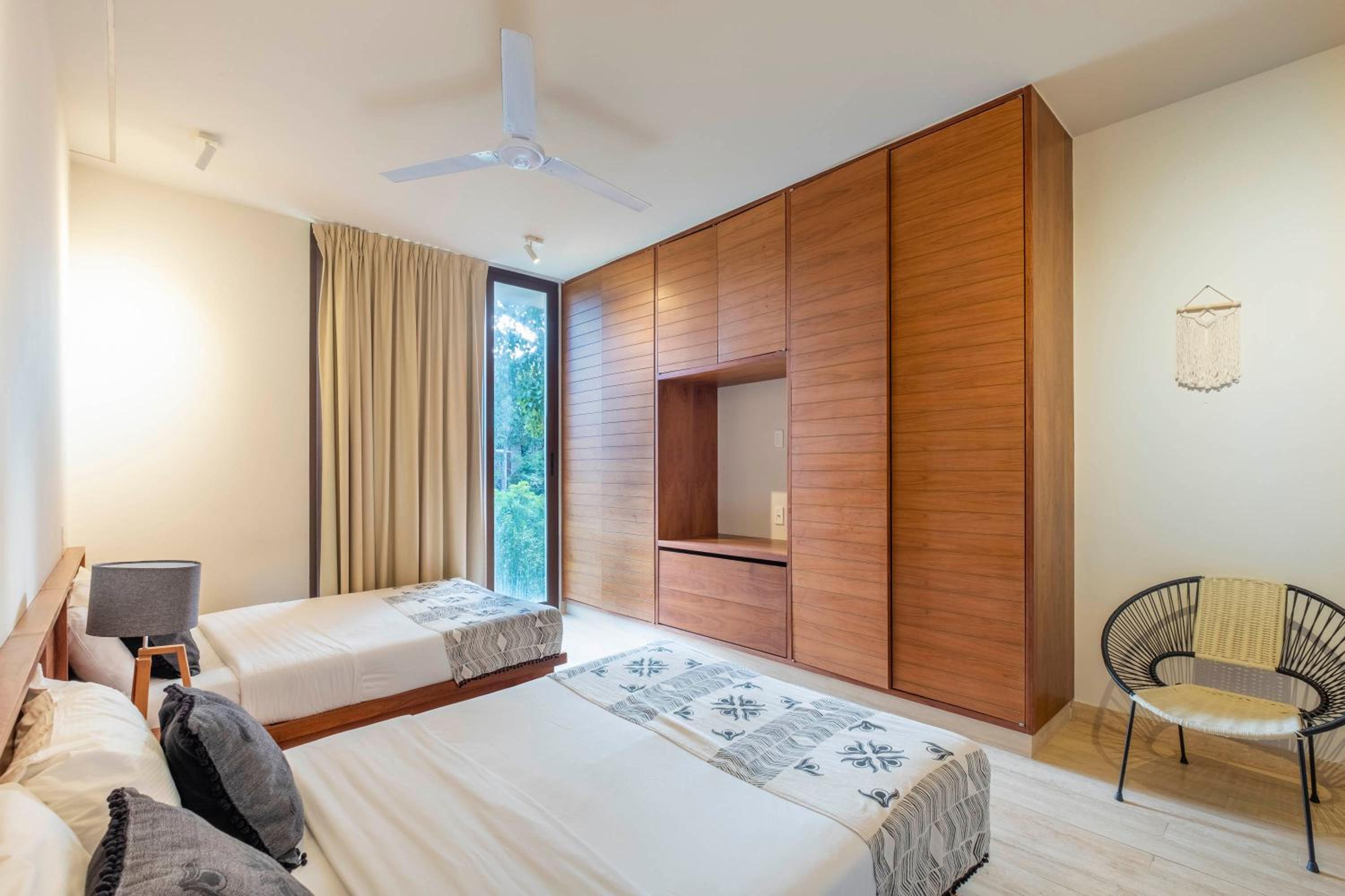 Three-Bedroom Apartment - Photo 12