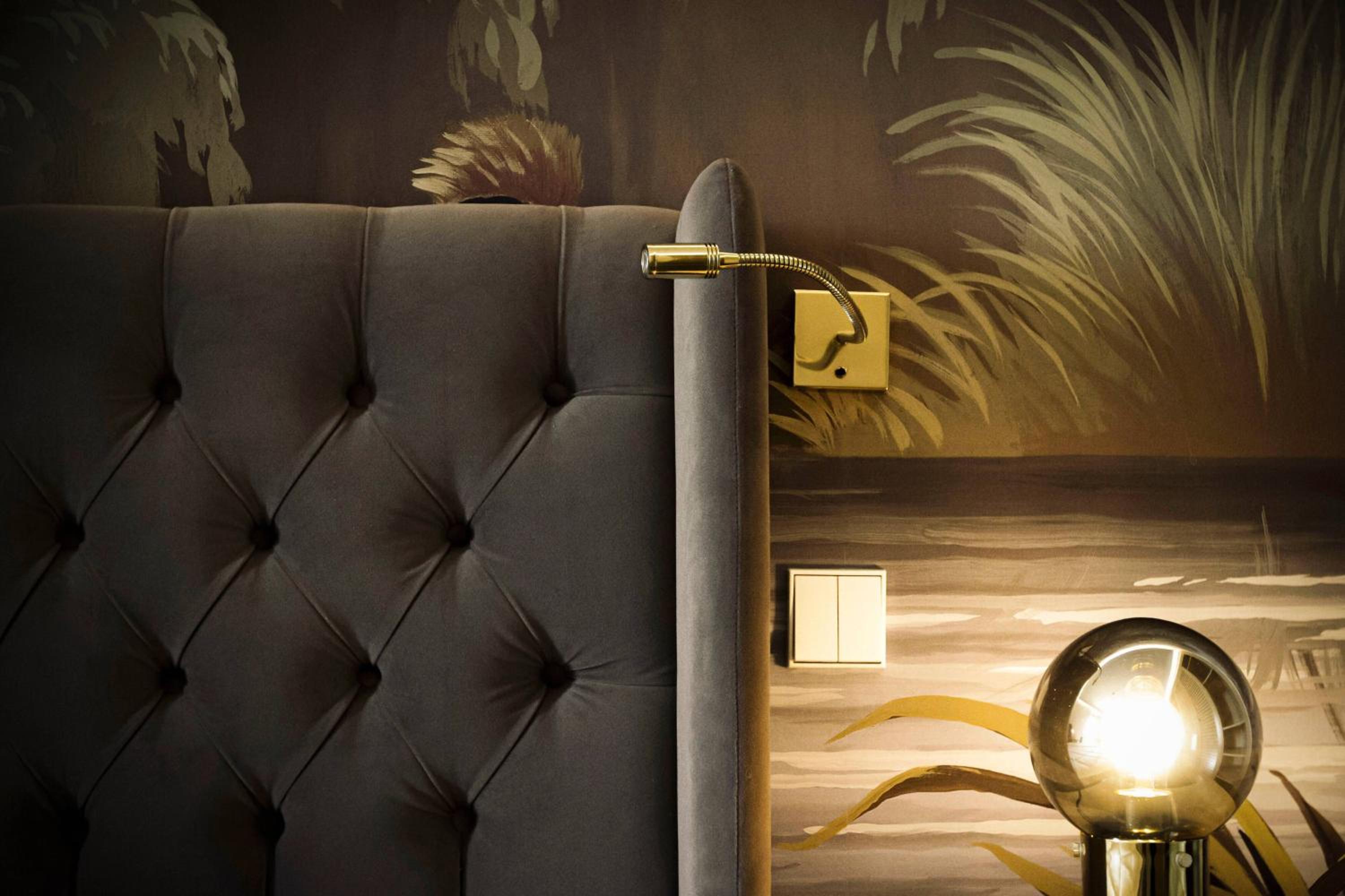 Suite with 1 King, Sofa bed, City view, Balcony