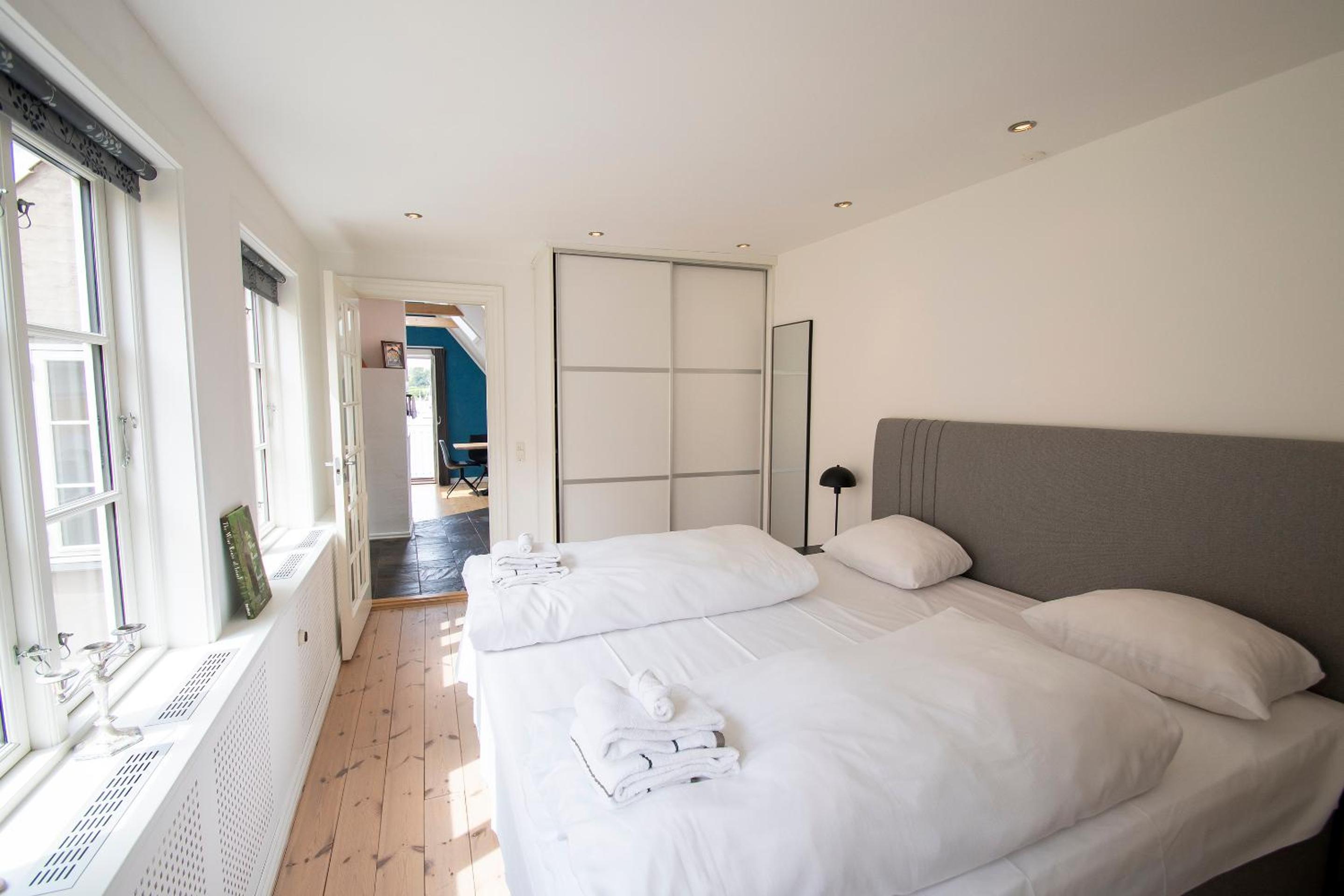 One-Bedroom Apartment - Photo 21