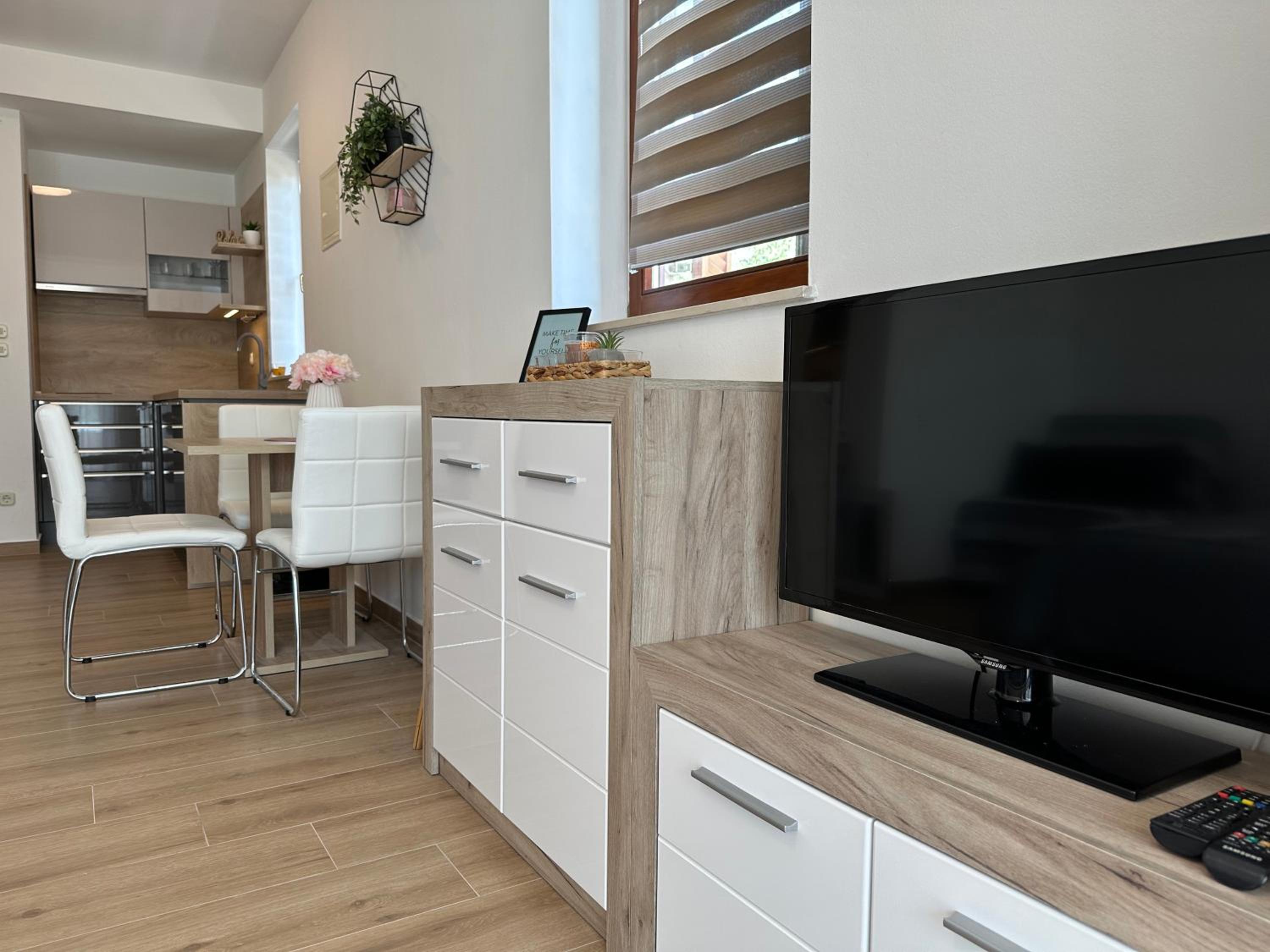 Studio Apartment with Sea View photo 1
