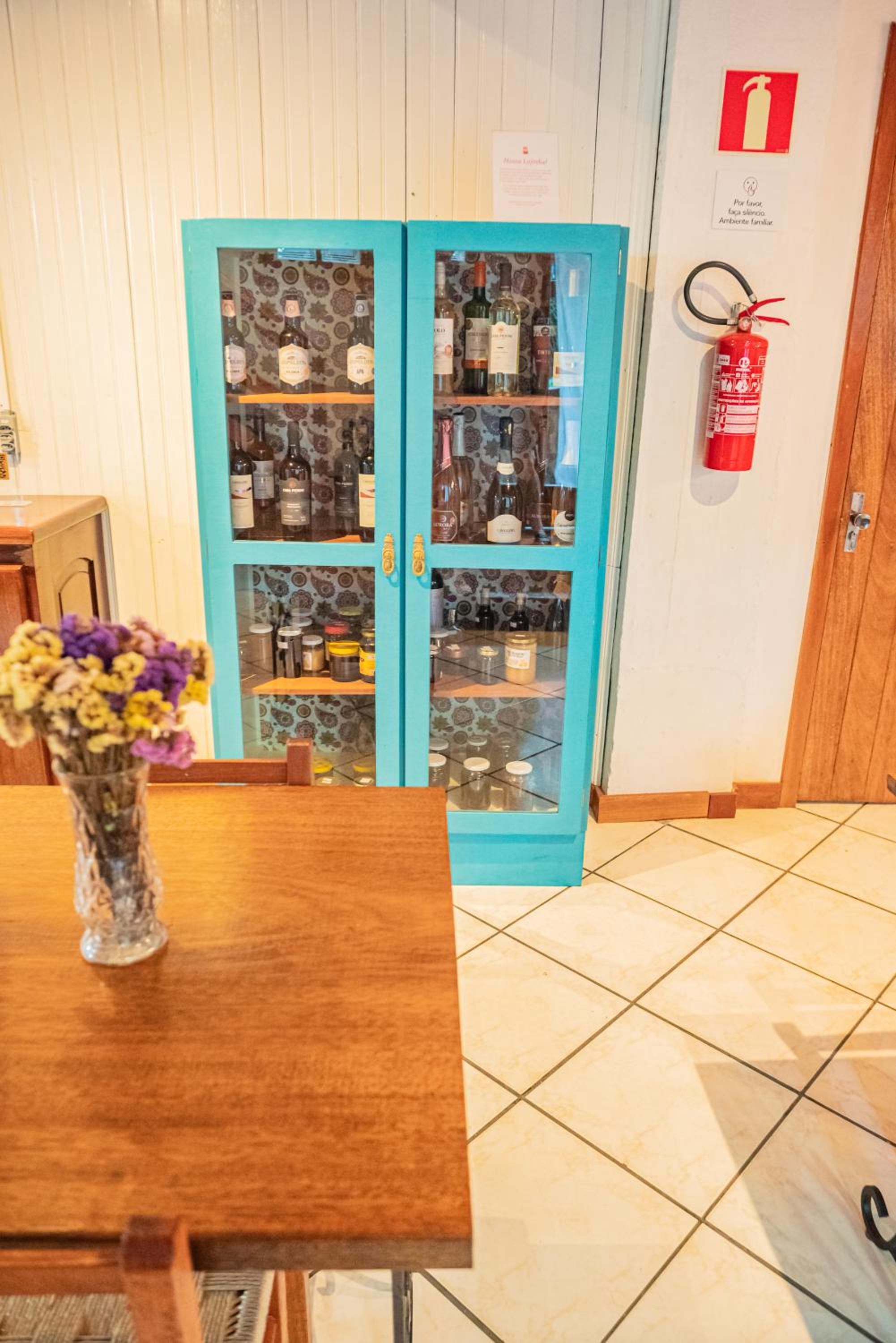 Queen Suite - Photo 28