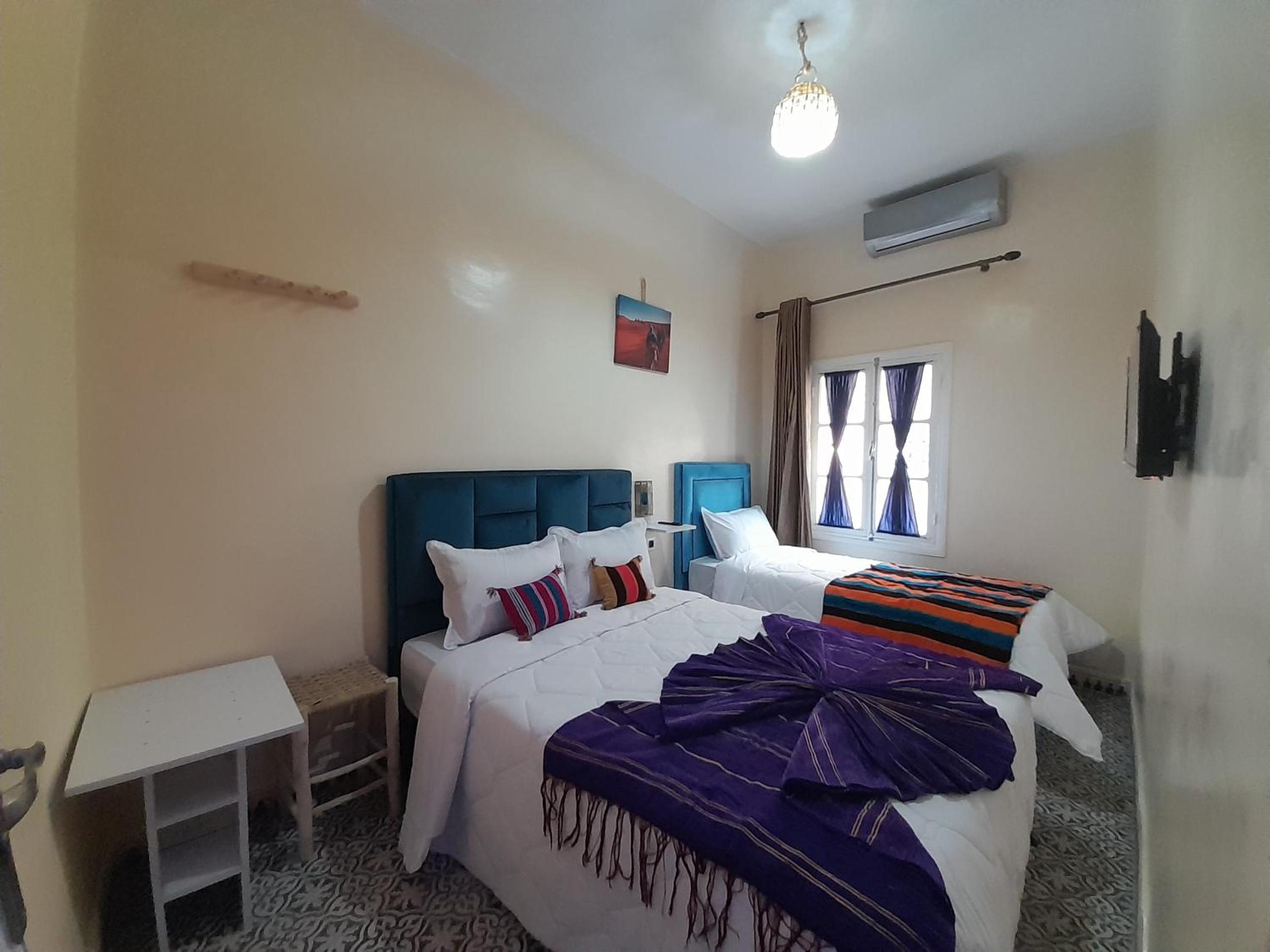 Double or Twin Room with Private Bathroom photo 2