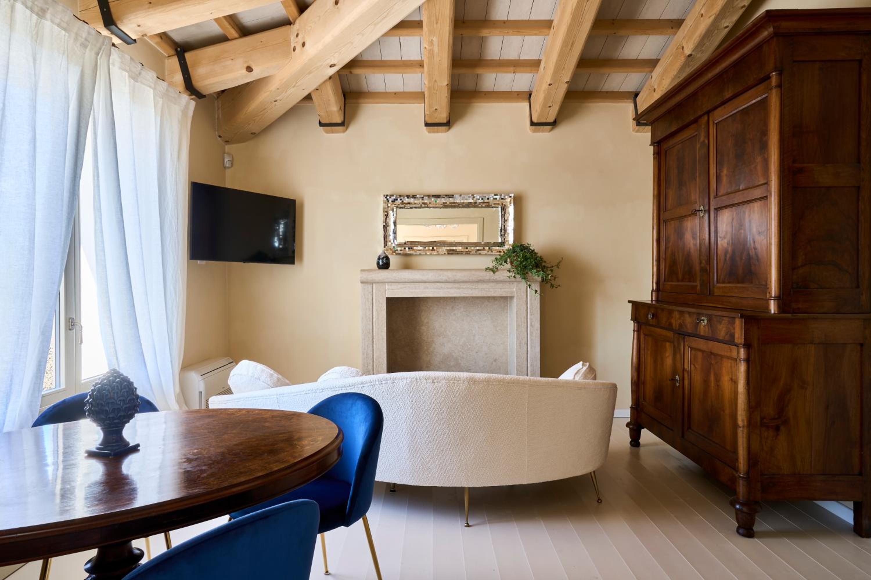 Double or Twin Room photo 2