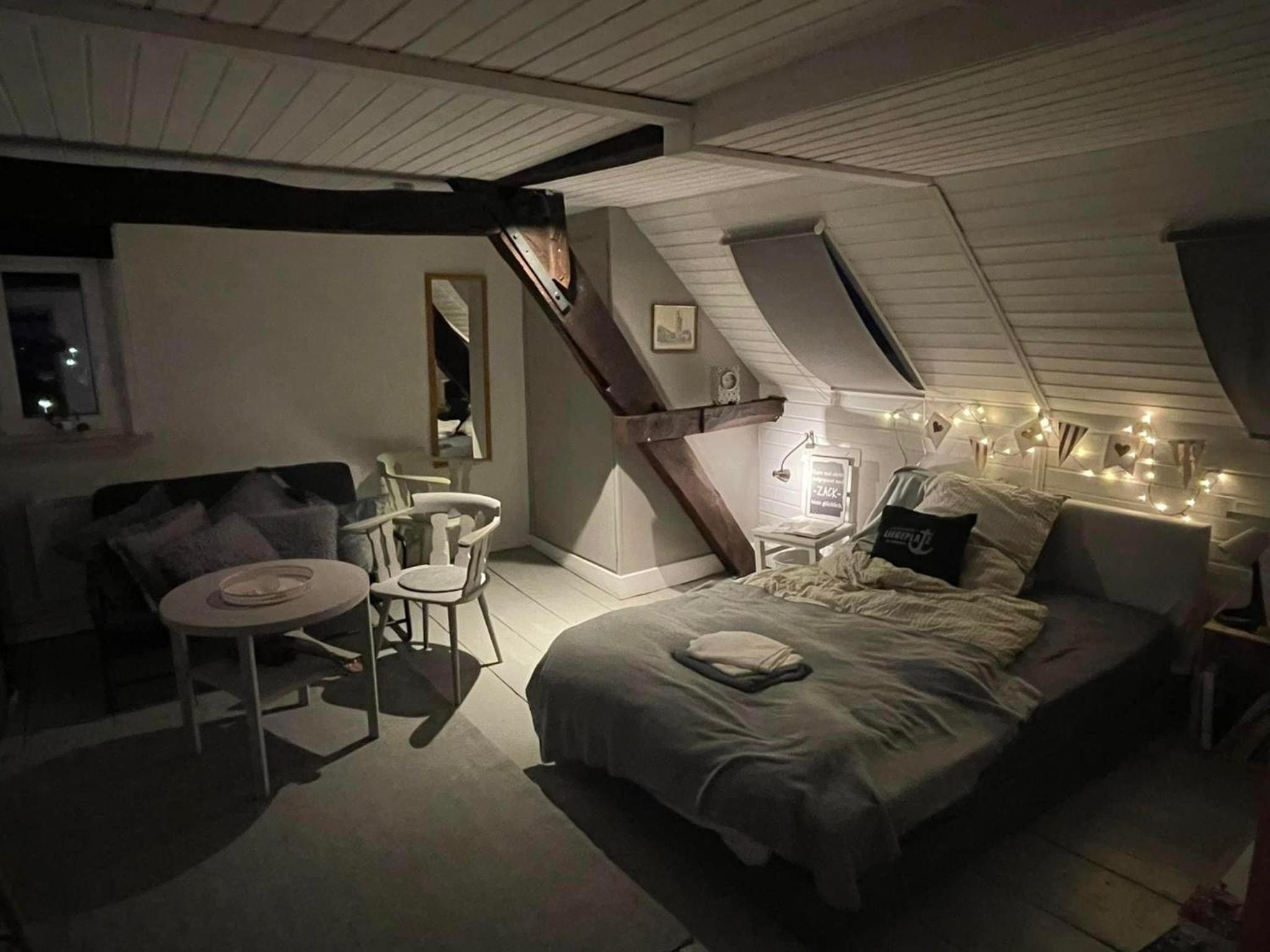 Double Room With Private Bathroom photo 1