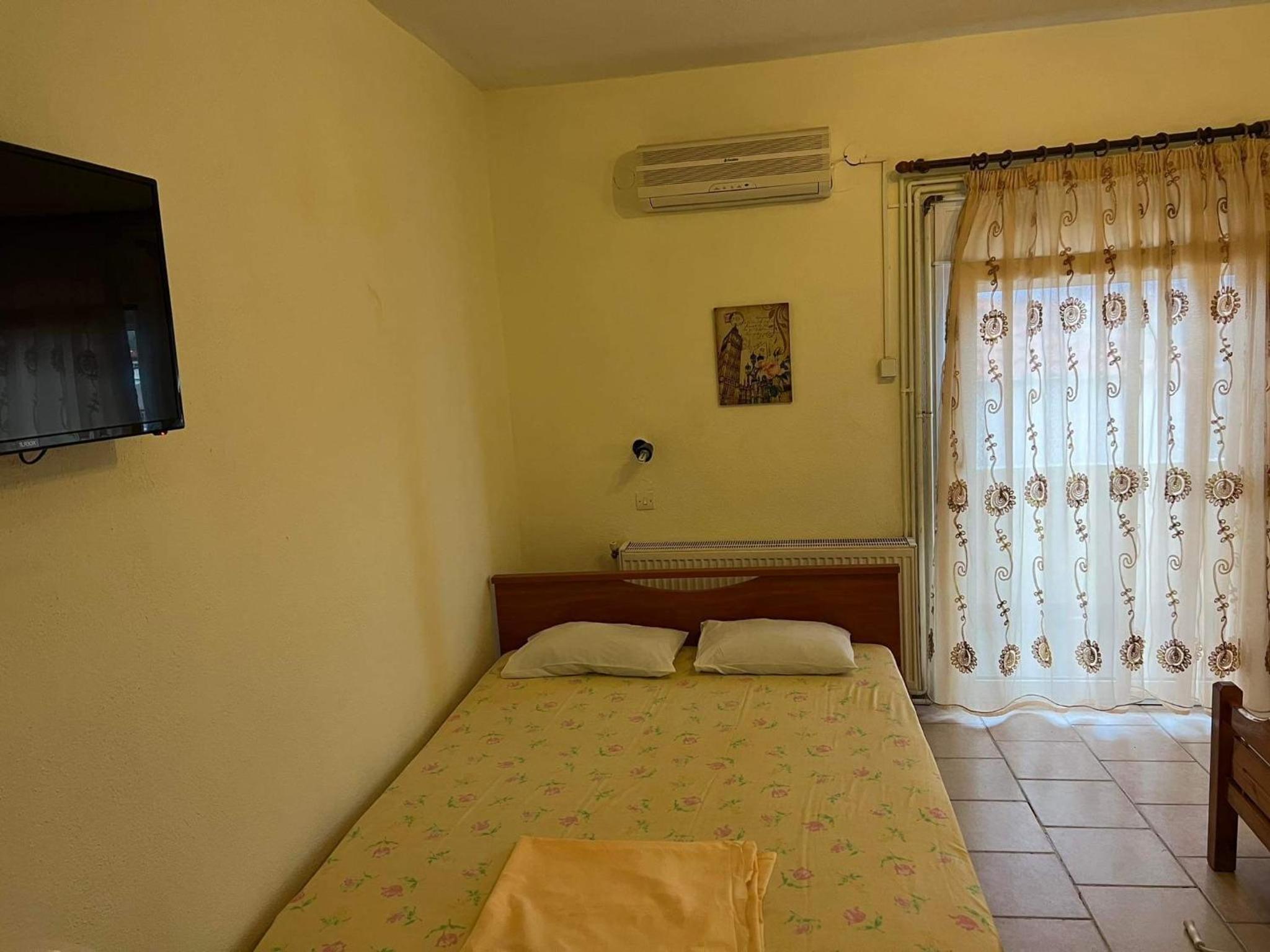 Quadruple Room with Mountain View photo 1