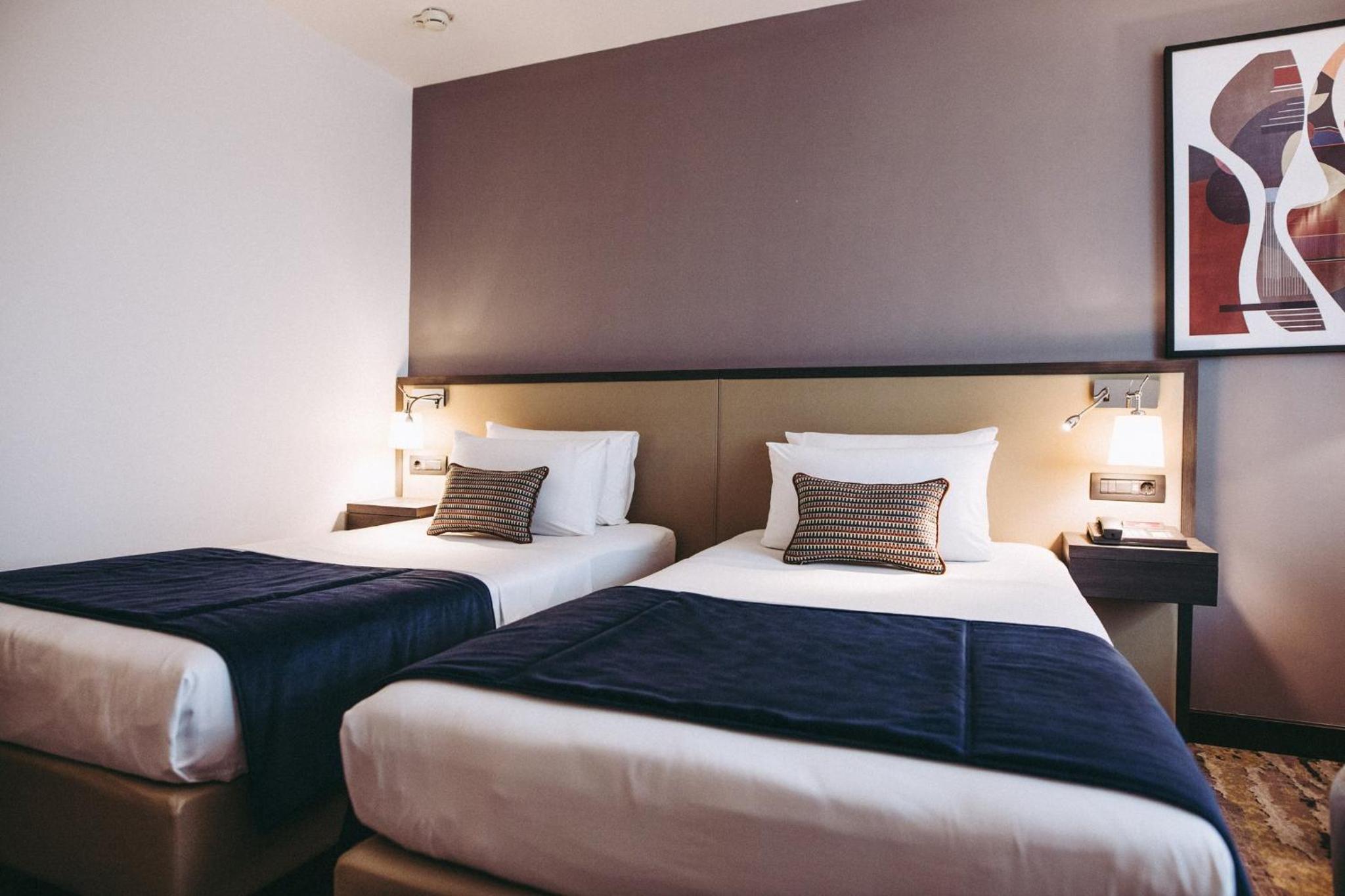 Bed & Sleeping Area
