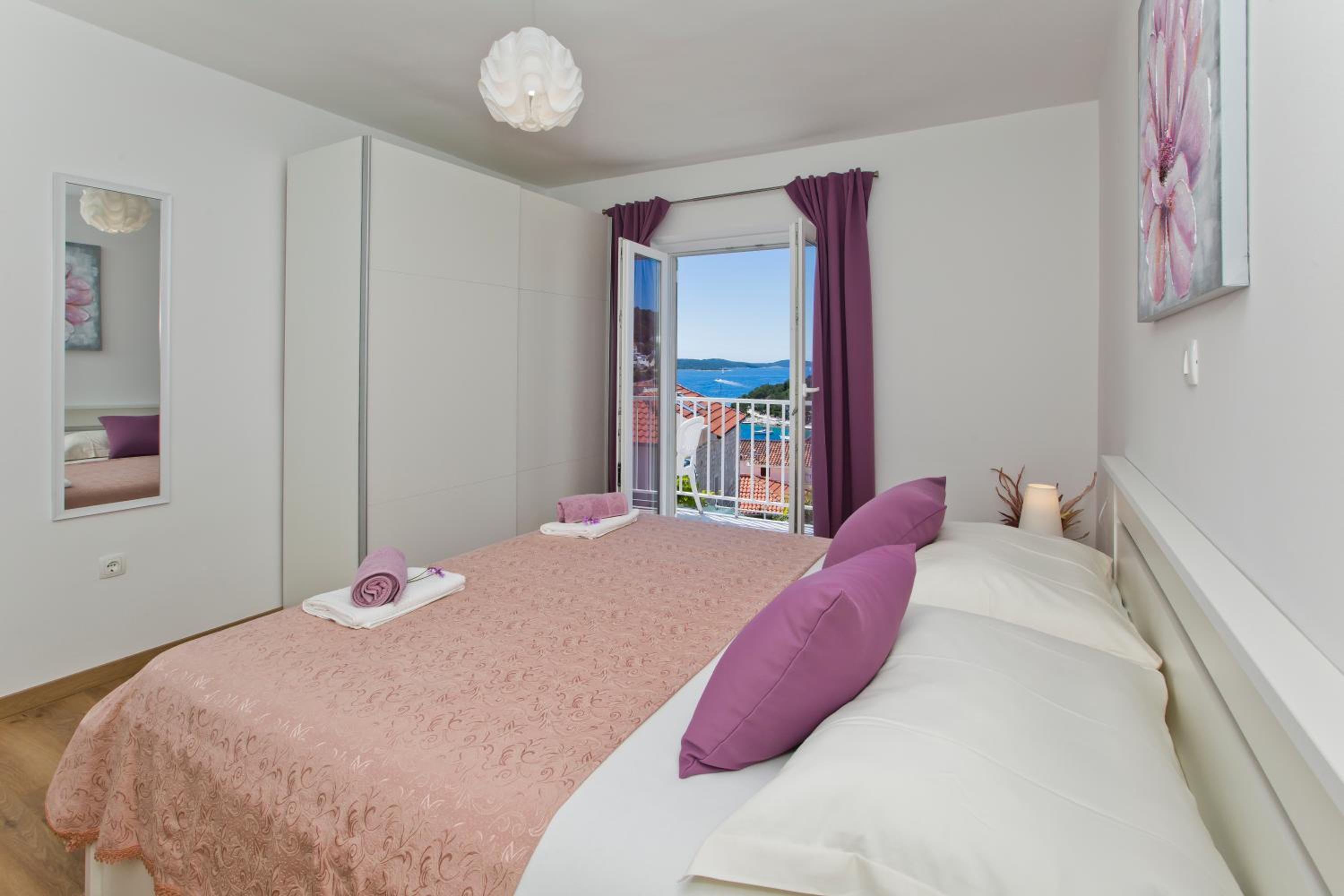 Apartment with Sea View