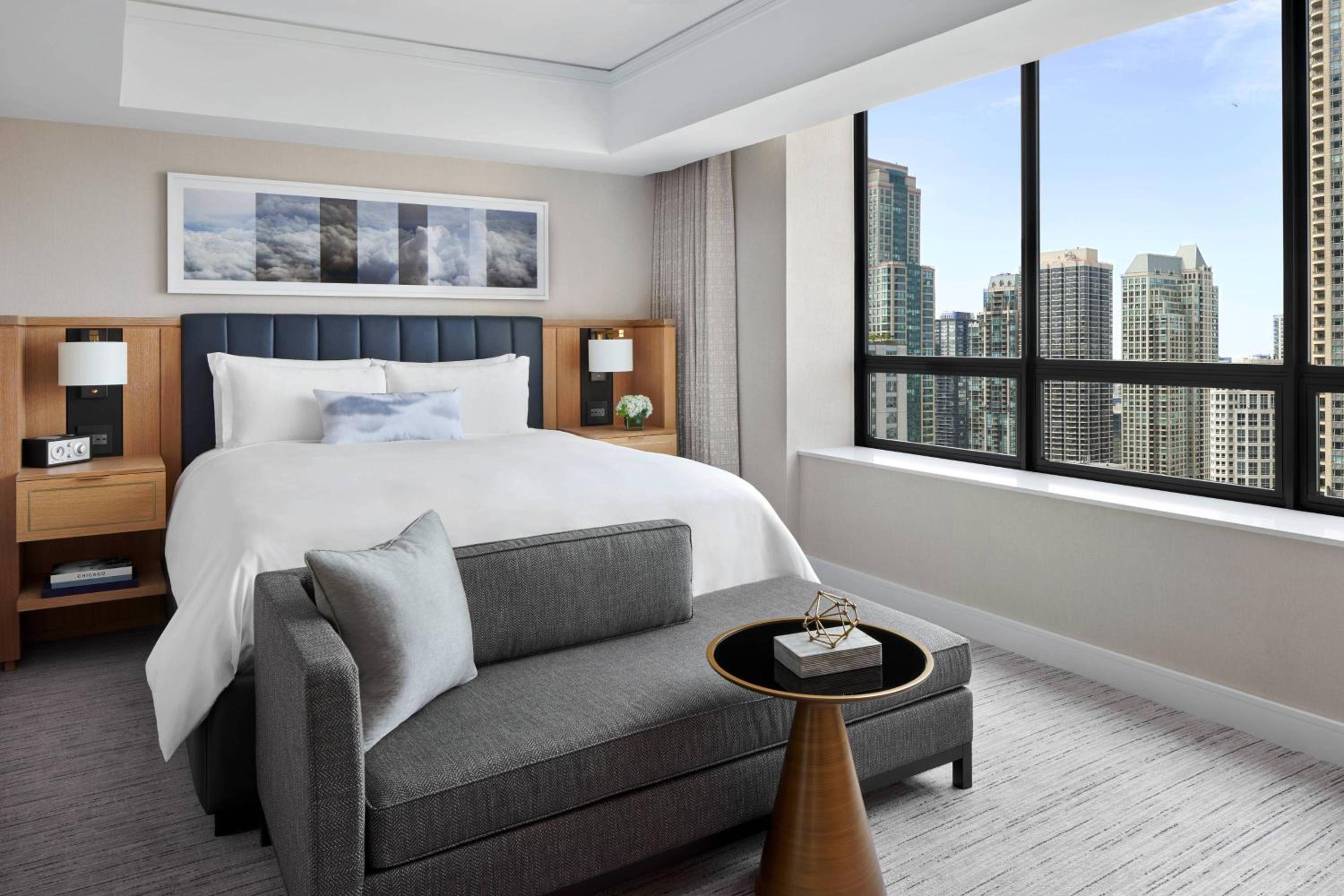 Executive King Suite - Photo 4