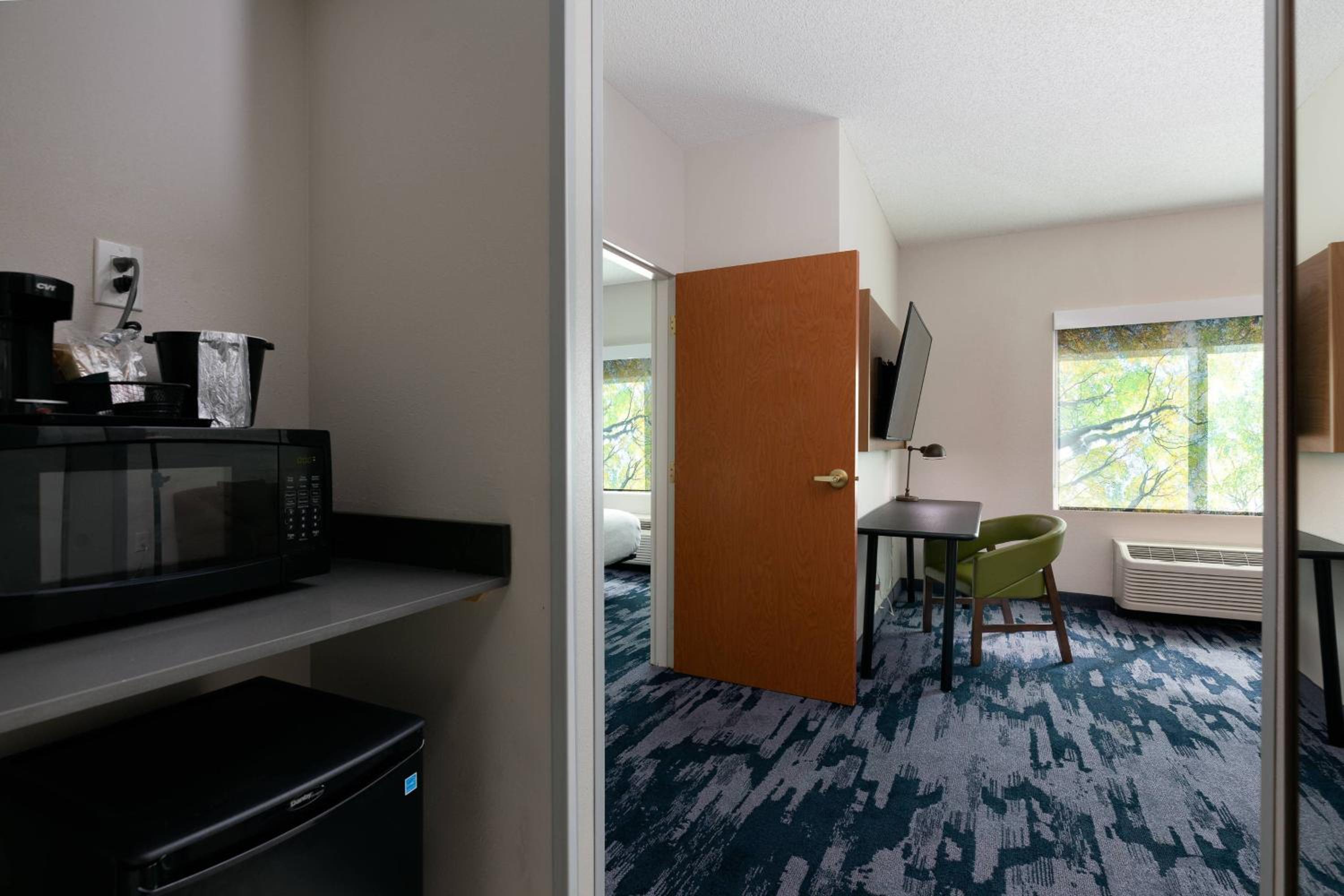 Suite, 1 King, Sofa bed