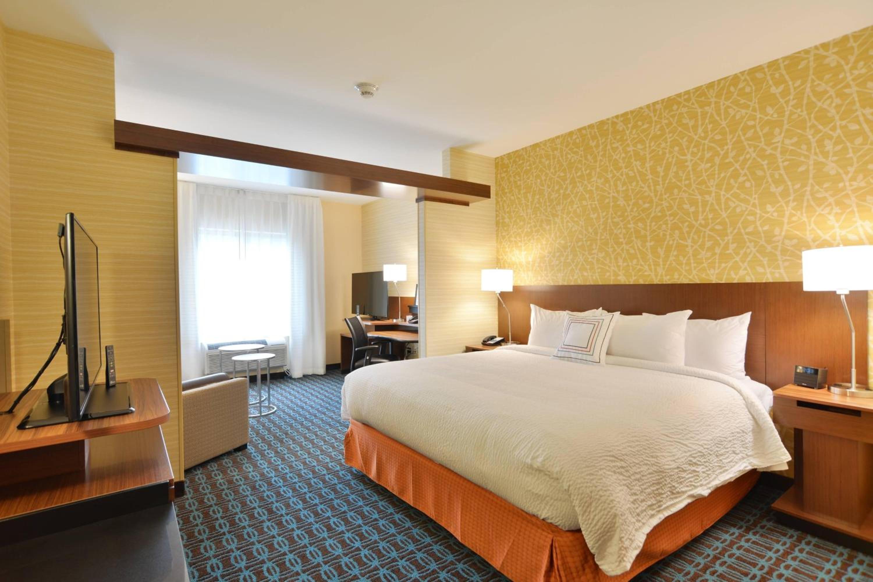 King Suite with Sofa Bed - Non-Smoking
