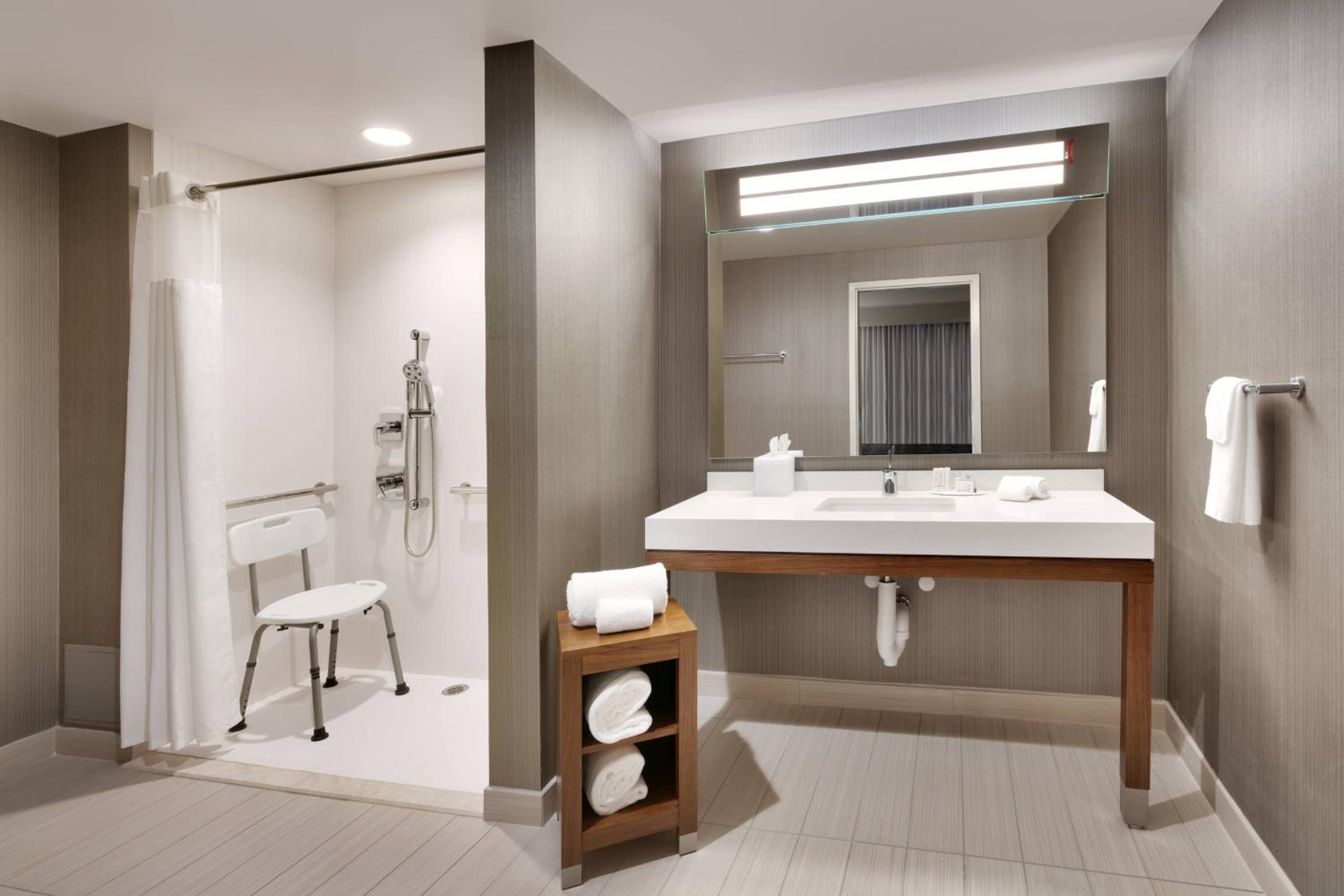 King Suite with Sofa Bed - Photo 2