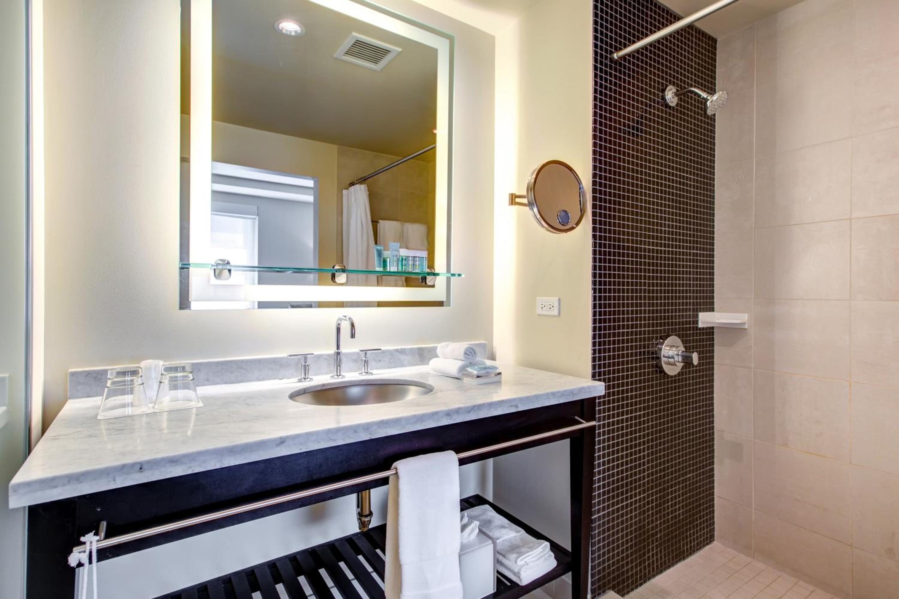 Mega Double Room
