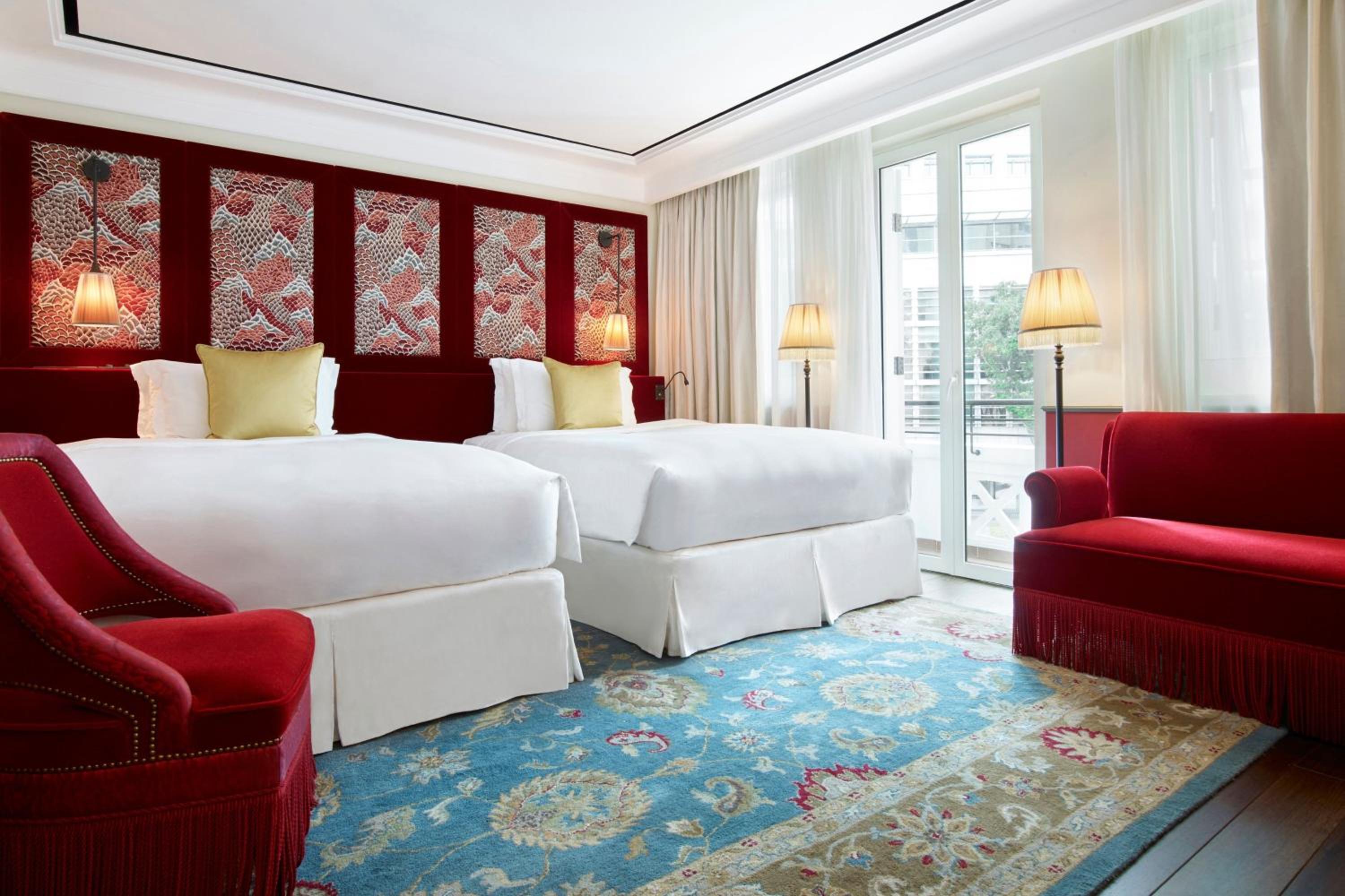 Juliet Club Suite, 2 Queen (Club Lounge Access with Complimentary Breakfast, Cocktails & Snacks) Juliet Club Suite, 2 Queen (Club Lounge Access with Complimentary Breakfast, Cocktails & Snacks)