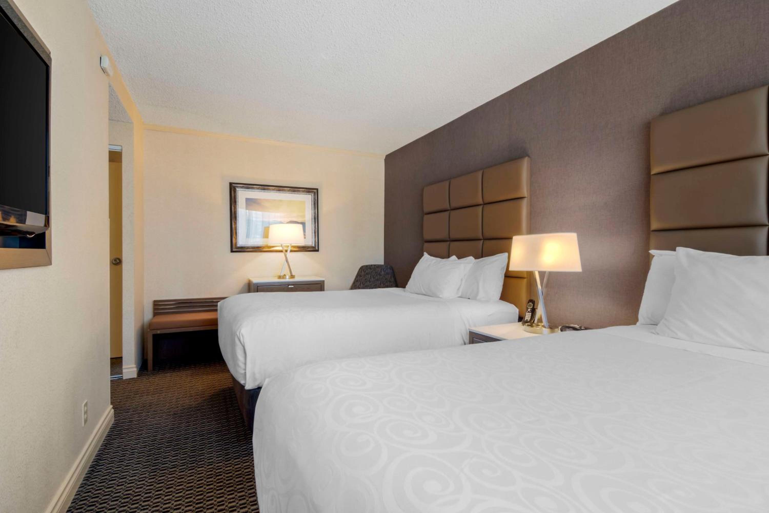 Deluxe Room, 2 Double Beds, Non Smoking, Balcony - Photo 1