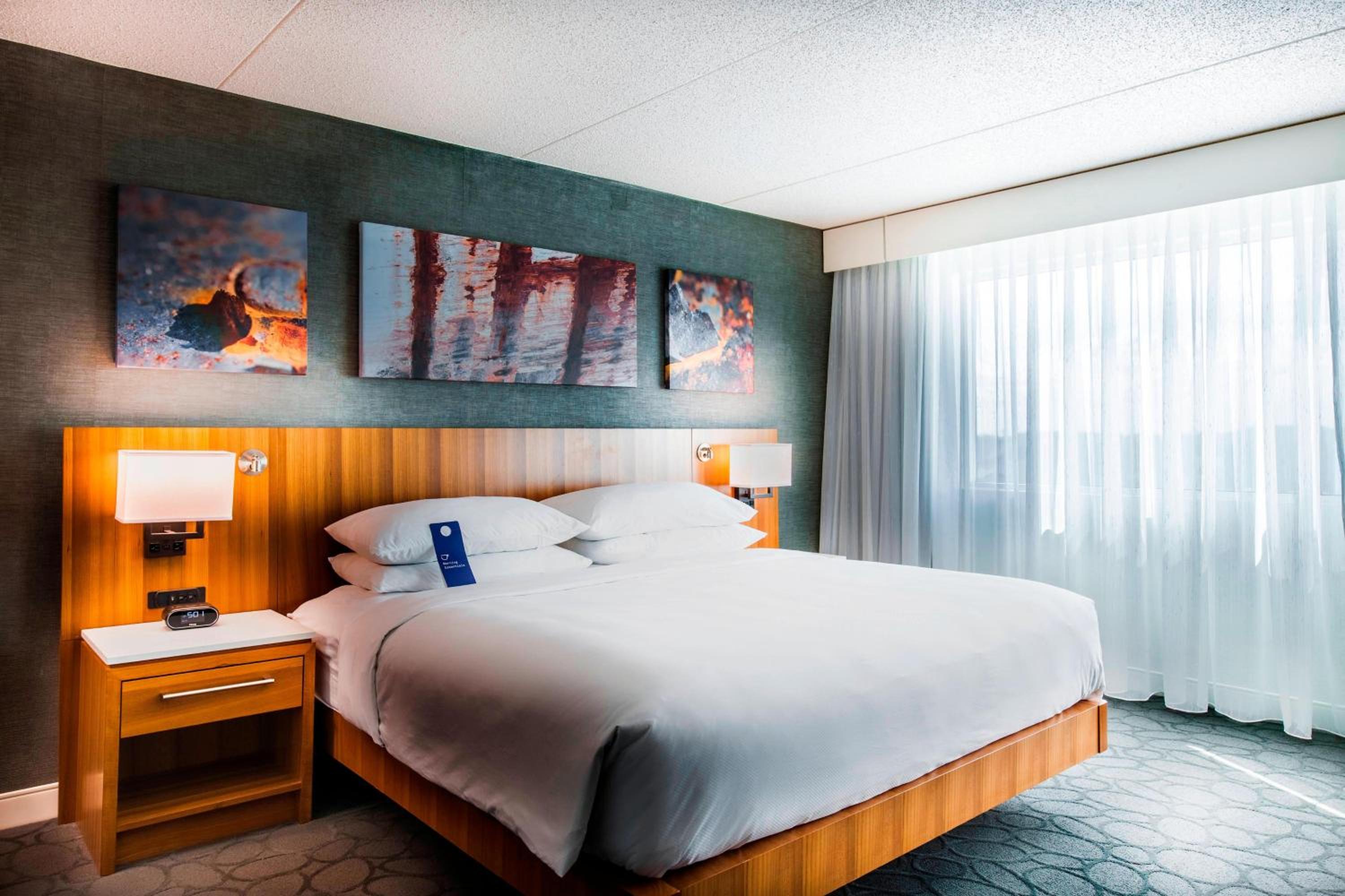 King Guest Room - Photo 2