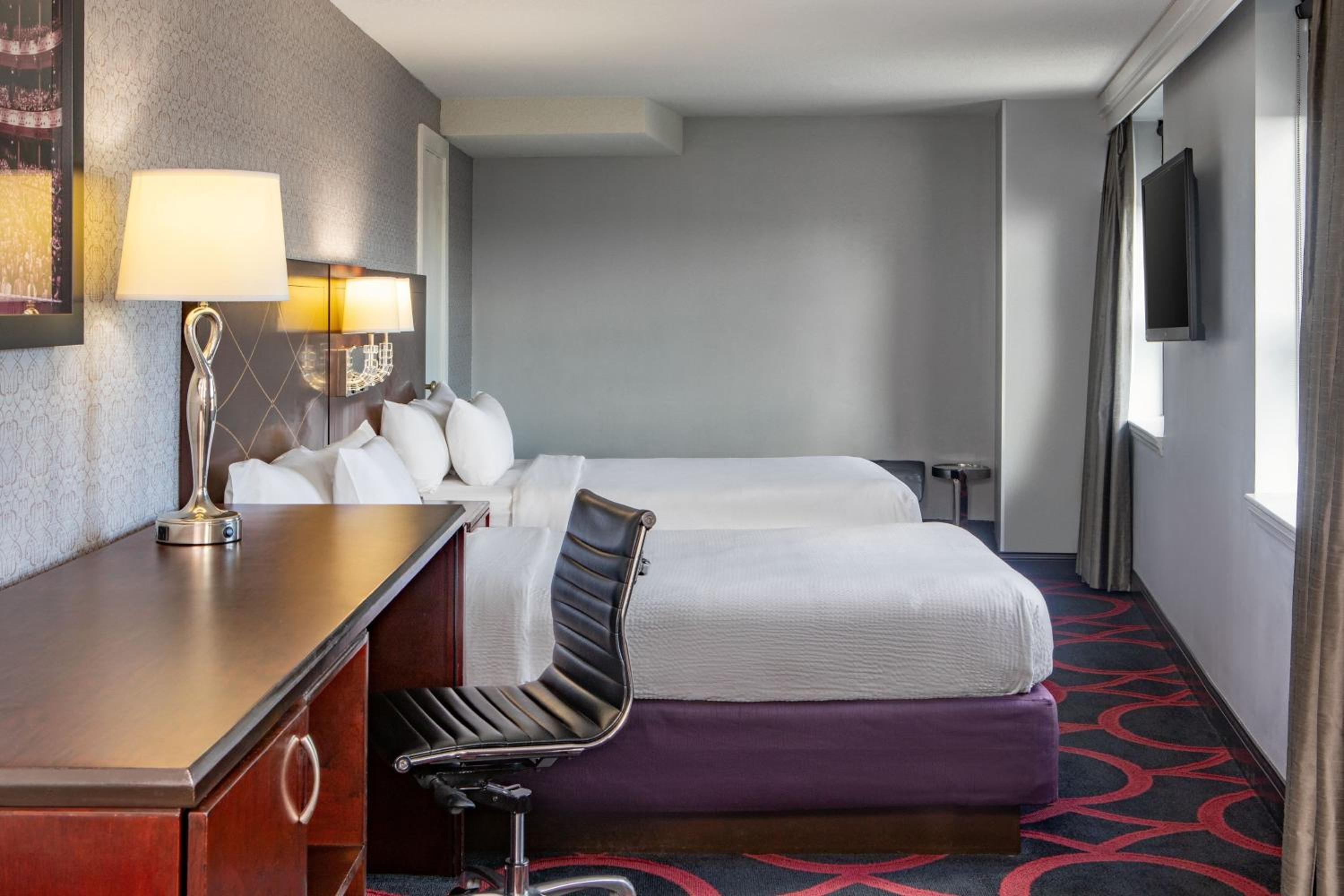Tremont Double Room with 2 Double Beds thumbnail 5