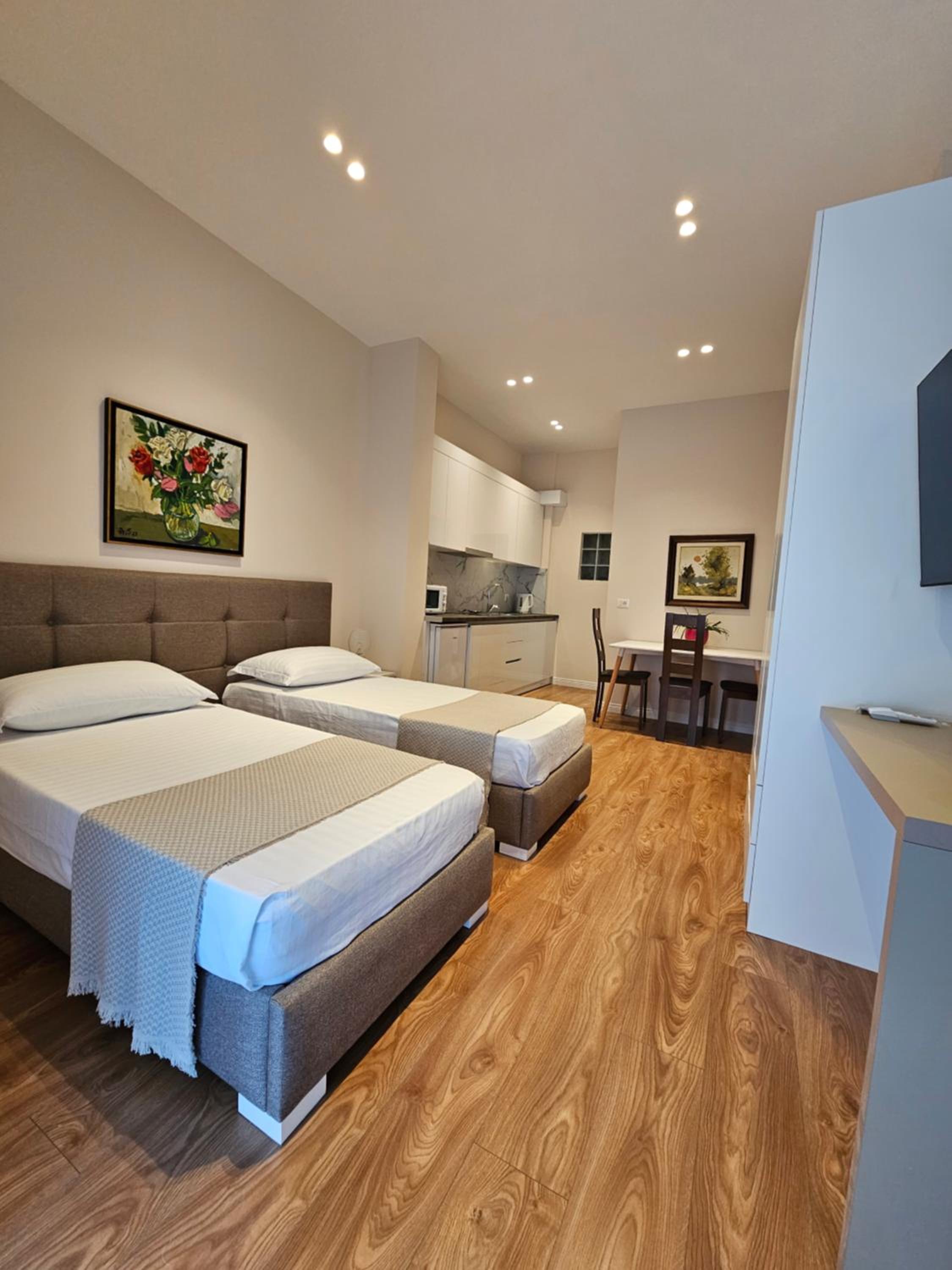 One-Bedroom Apartment