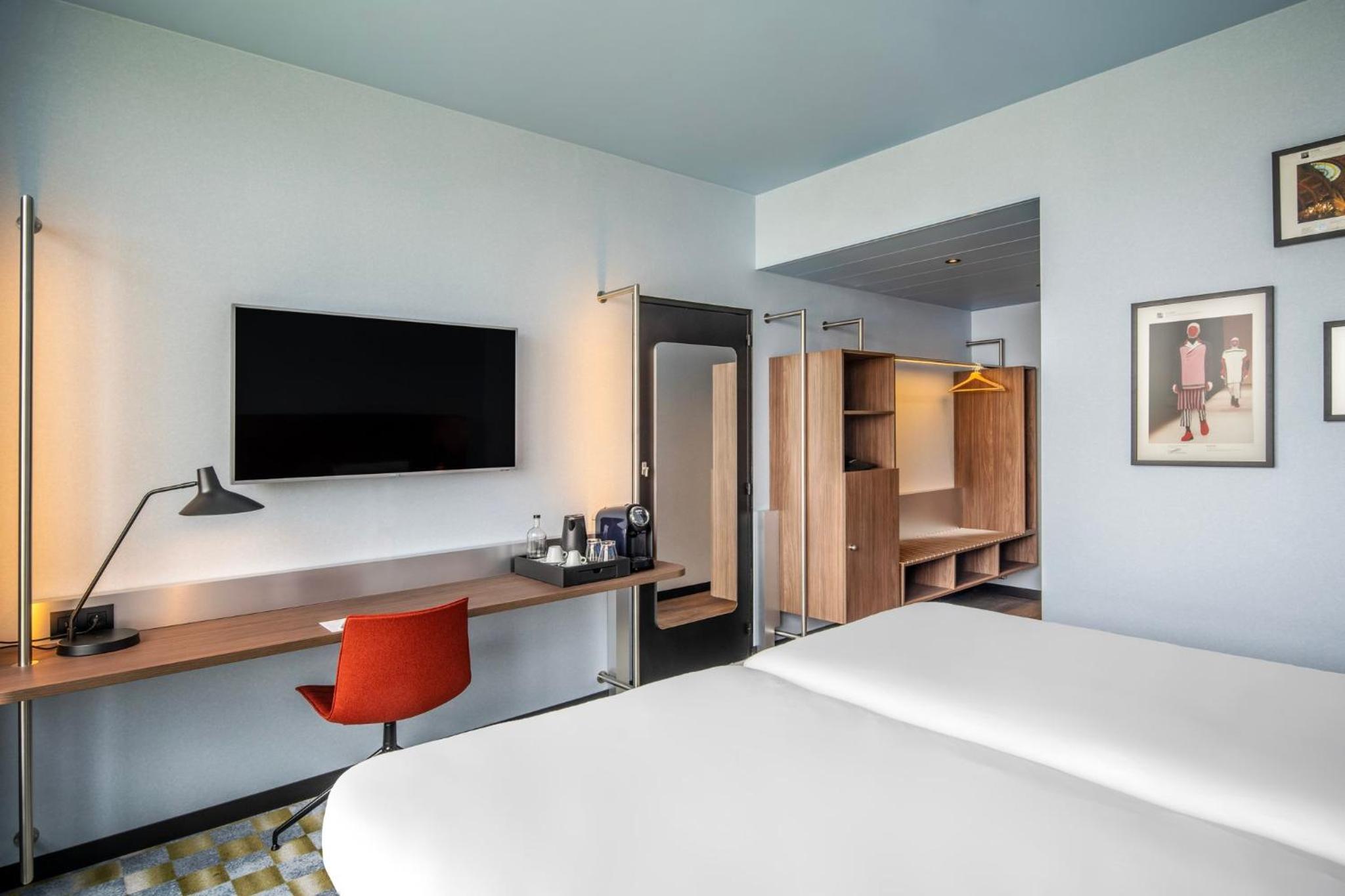 Premium Room - Photo 7