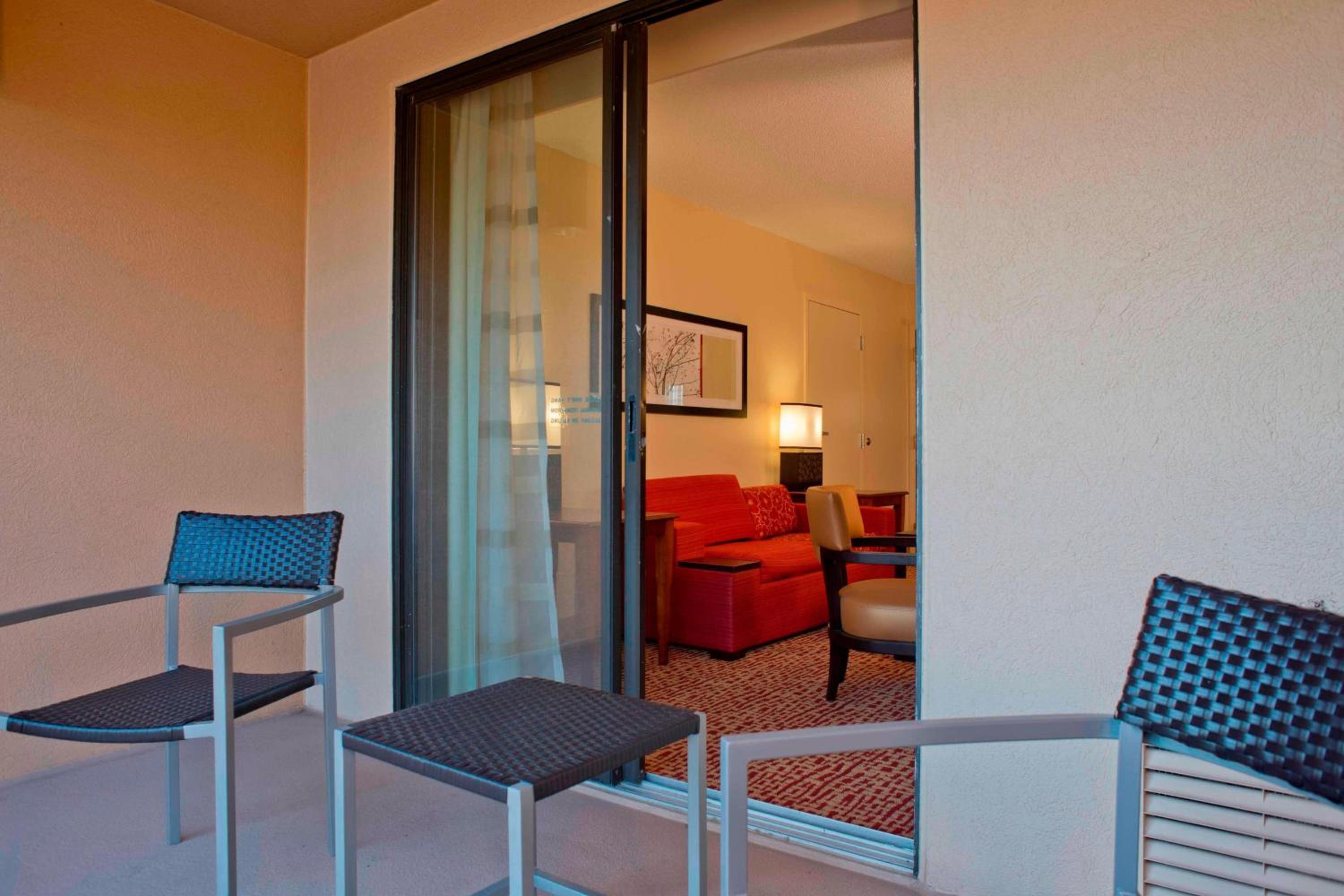 Larger Guest room, 1 King, Ground floor photo 3