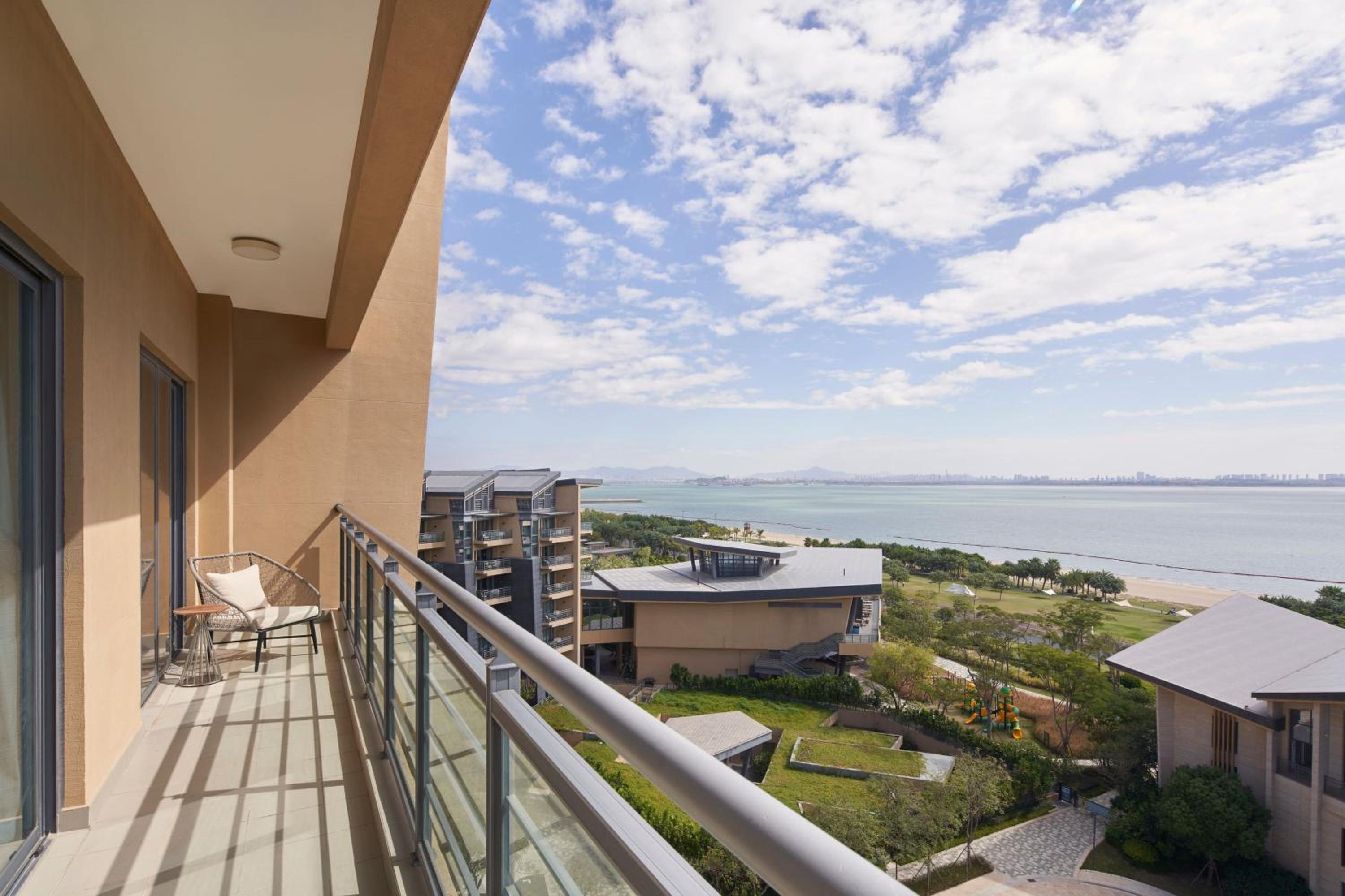 2-bedroom Family Apartment,   Bedroom 1: 2 Double, Bedroom 2: 1 King, Ocean View, Balcony - Photo 5