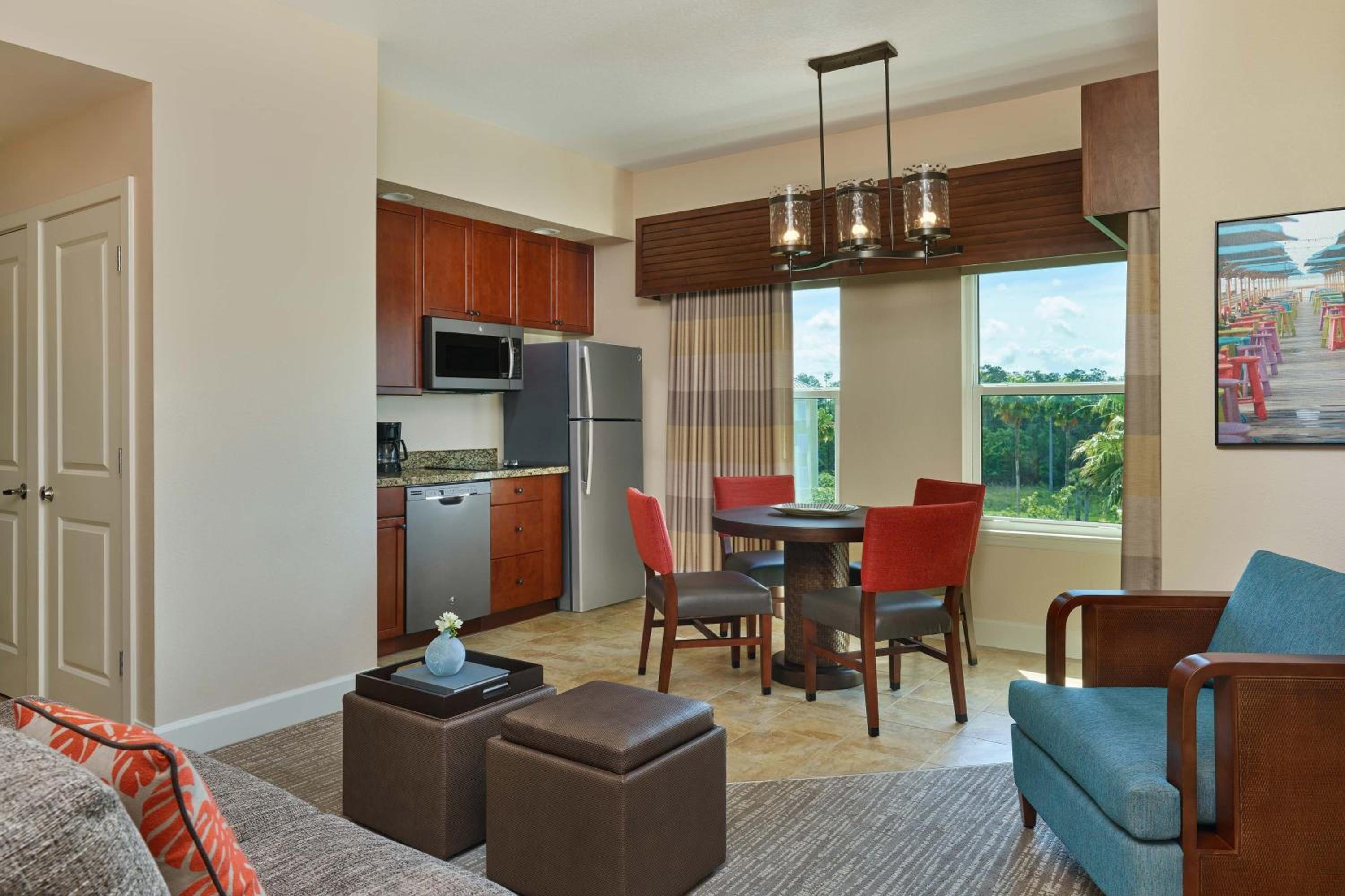 One-Bedroom Smaller Villa with King and Sofa Bed