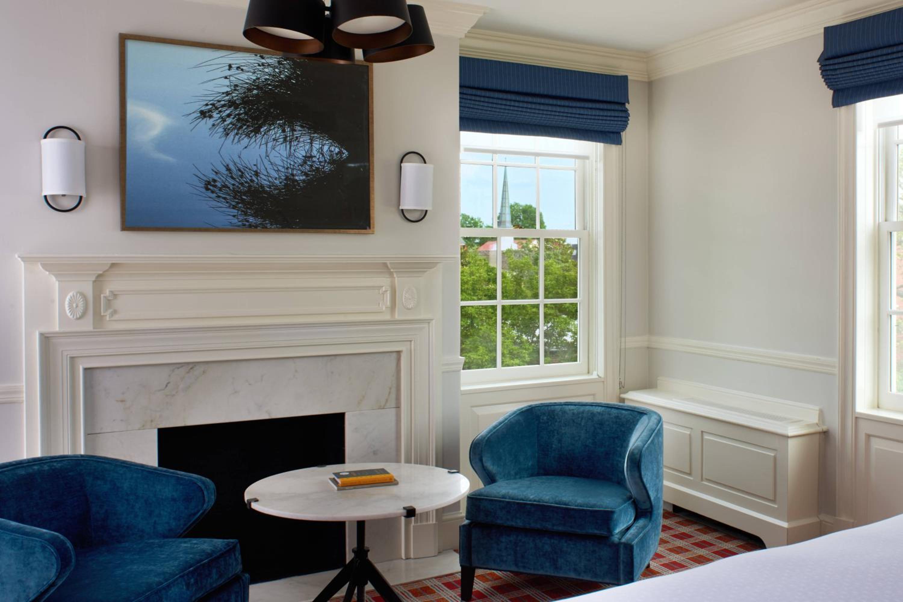  Editor’s King, Guest room, 1 King, Corner room, High floor - Photo 2