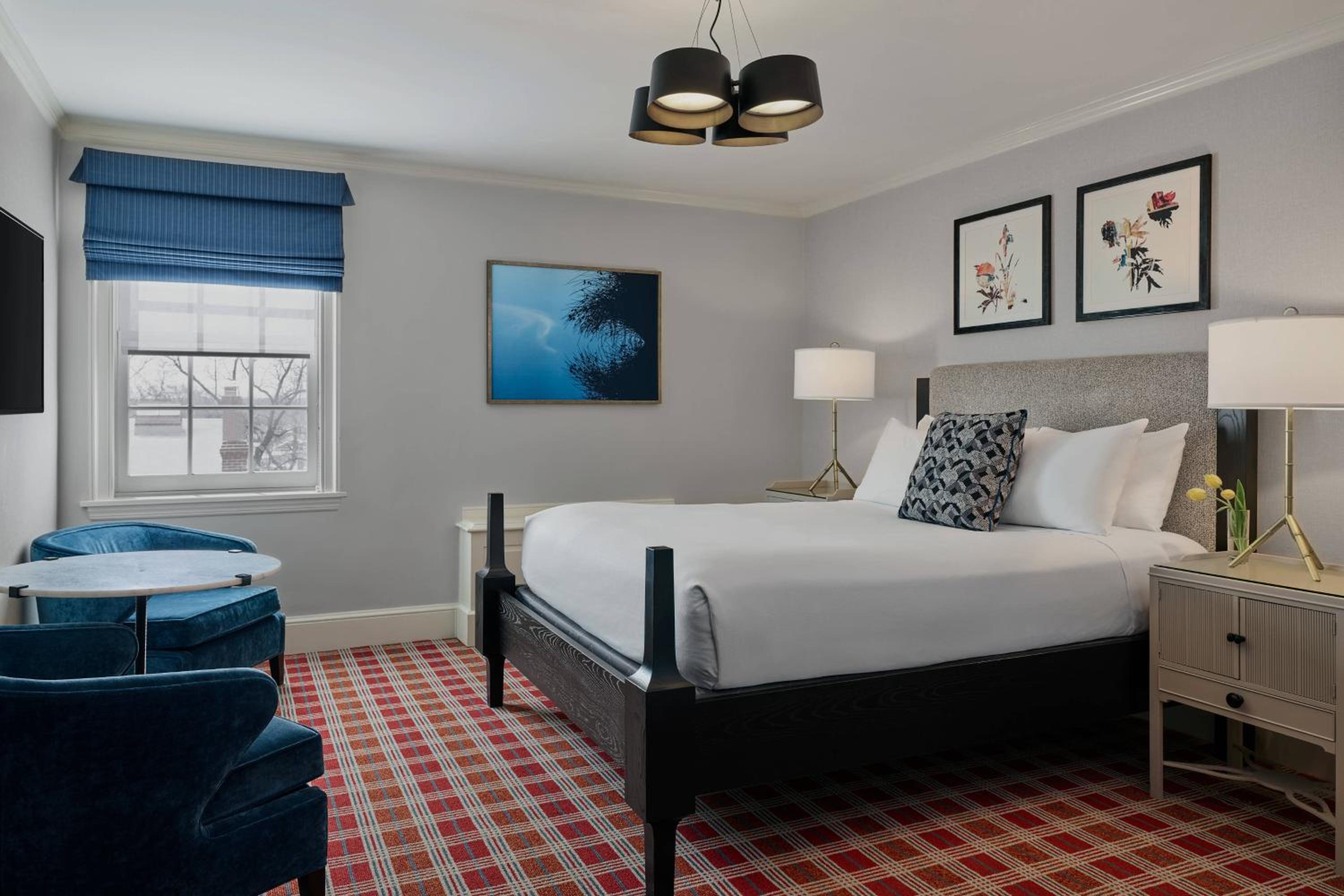 Author's Queen, Guest room, 1 Queen, High floor  - Photo 1