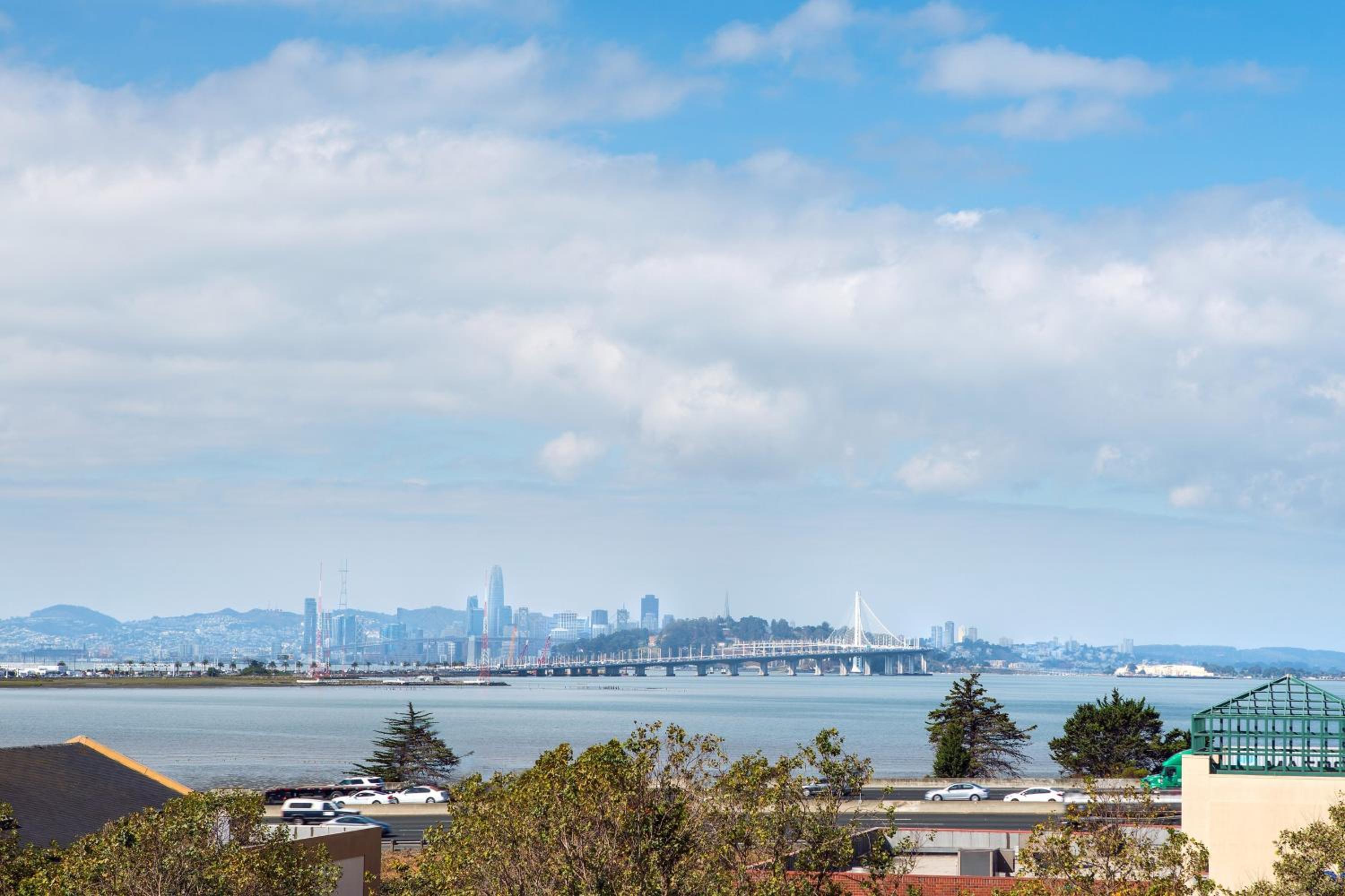 Guest room, 2 Double, Bay view - Photo 2