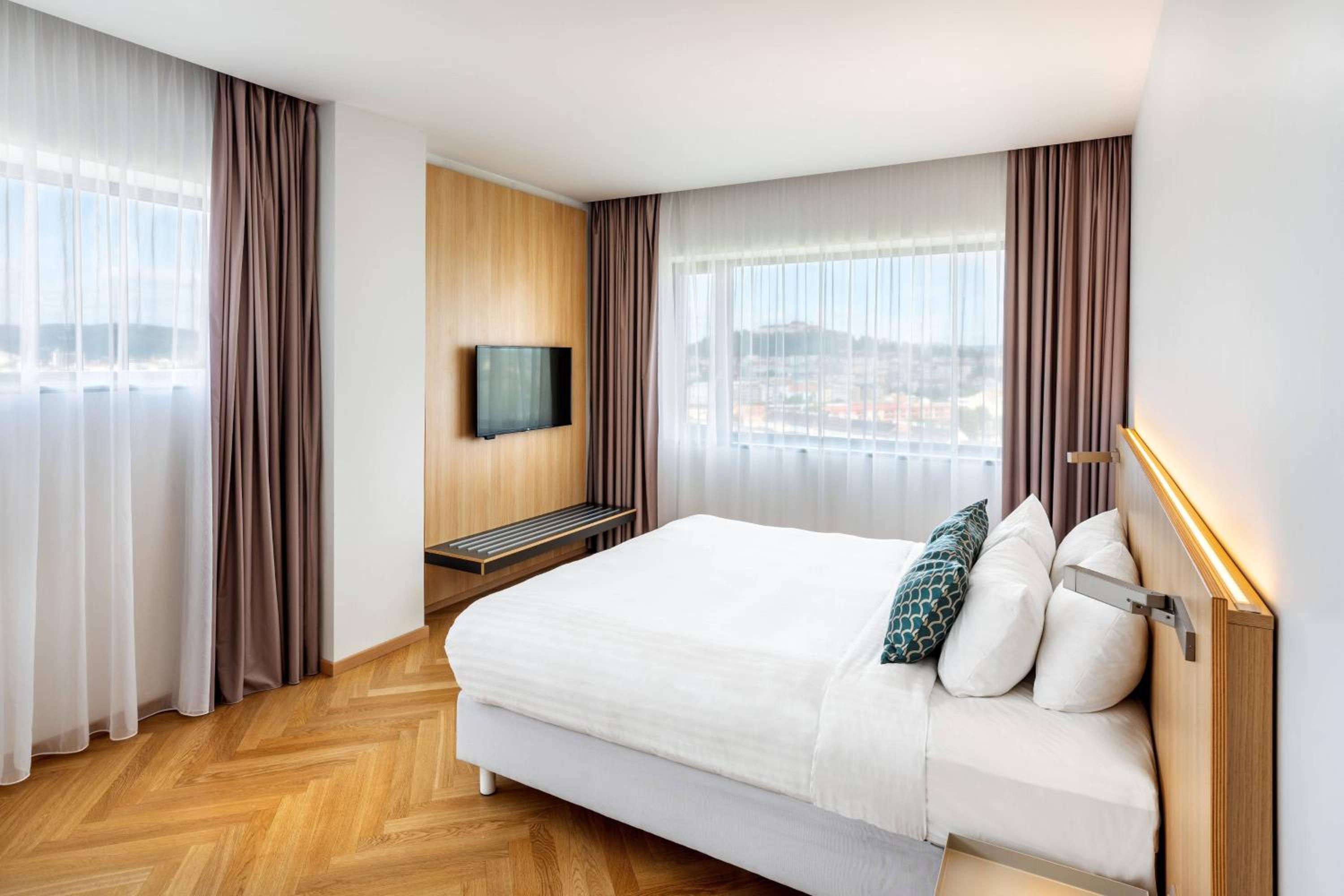 Suite with City View photo 1