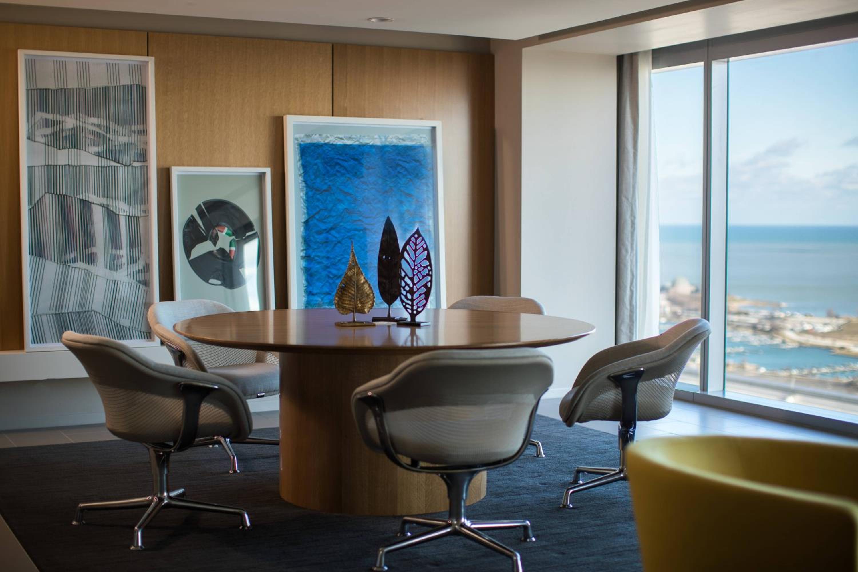 Conference Suite thumbnail 5