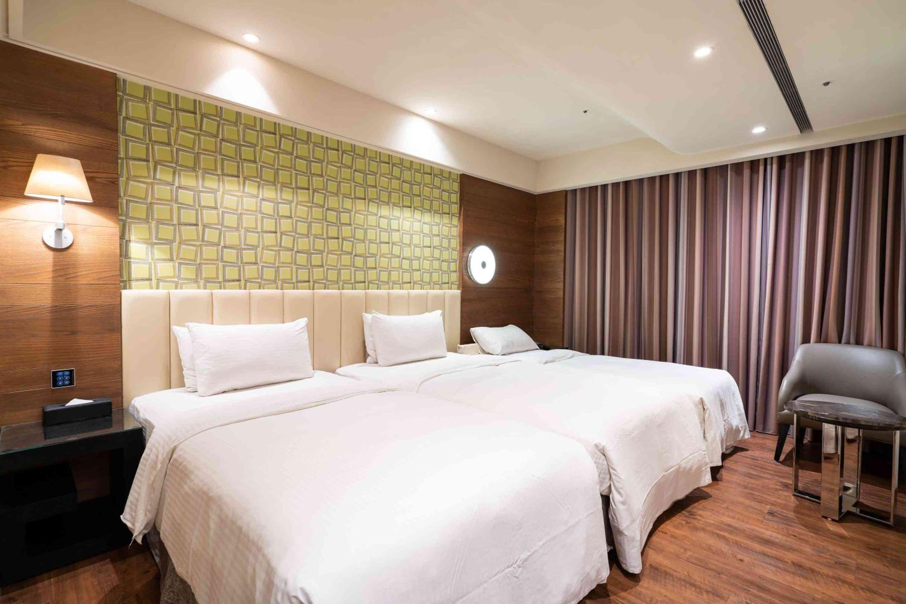 Triple Room - Photo 1