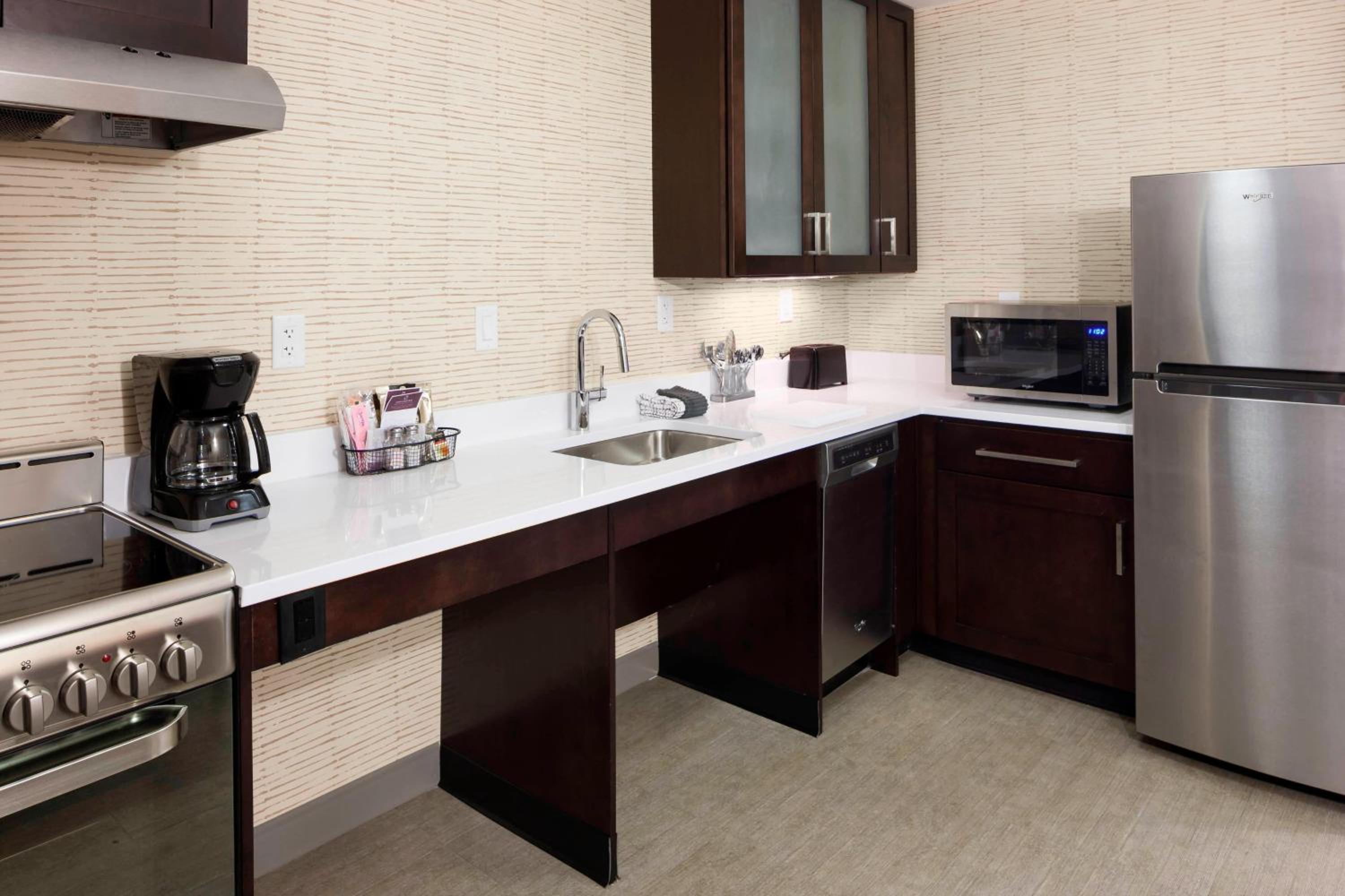 One-Bedroom Suite with Two Queen Beds with Sofa Bed and Roll-In Shower - Mobility Accessible