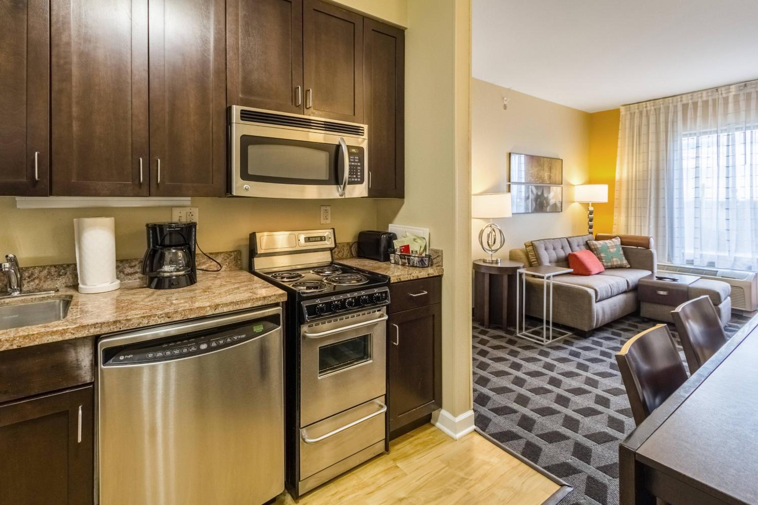 Two-Bedroom Suite photo 2