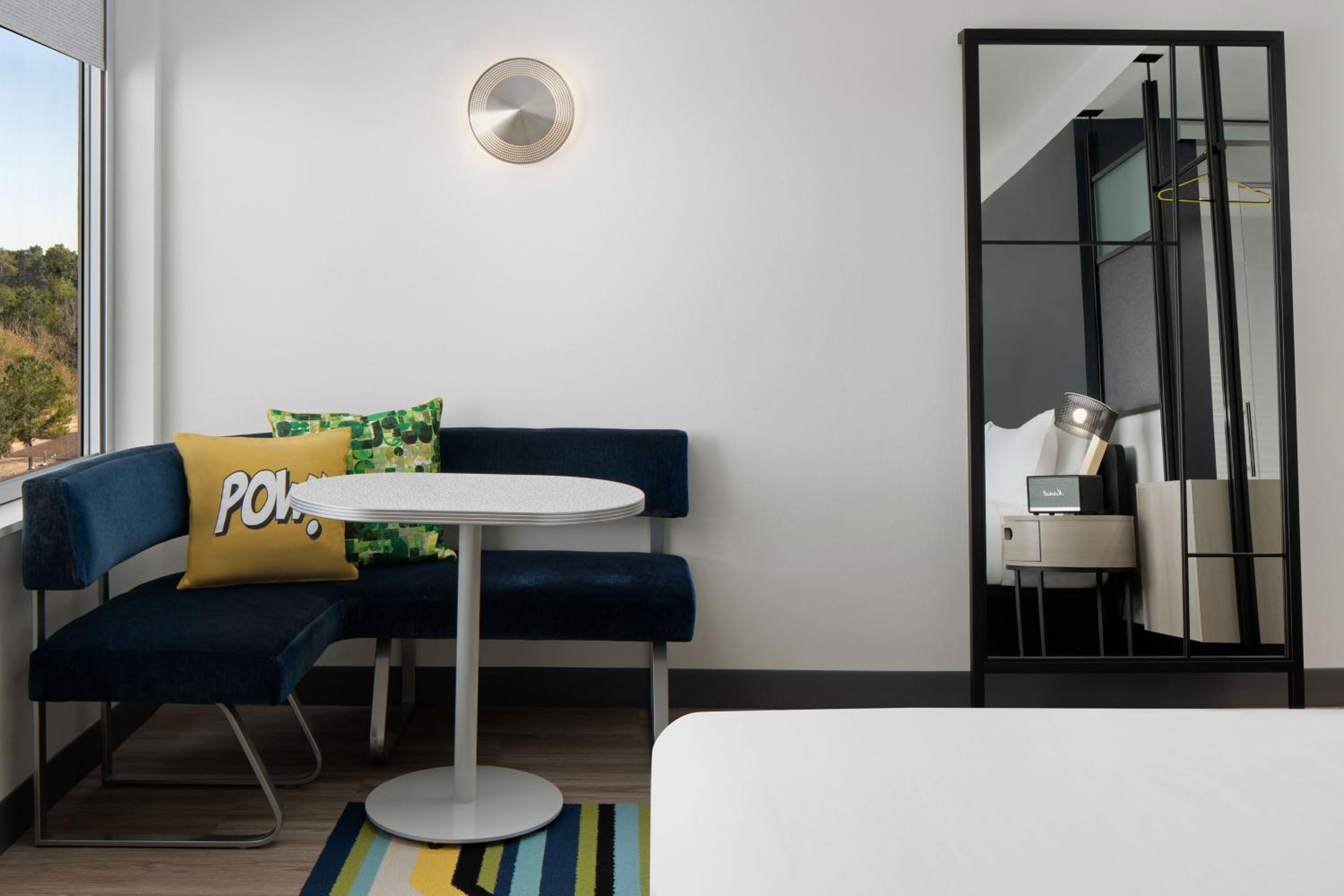 Aloft King, Guest room, 1 King - Photo 6