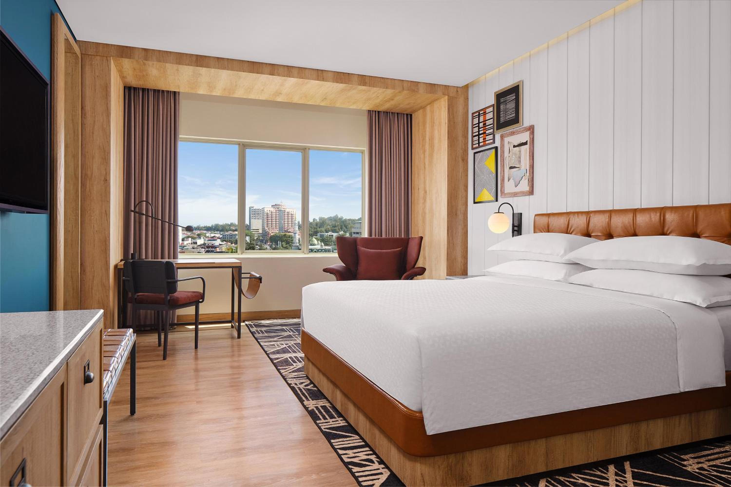 King Room with City View